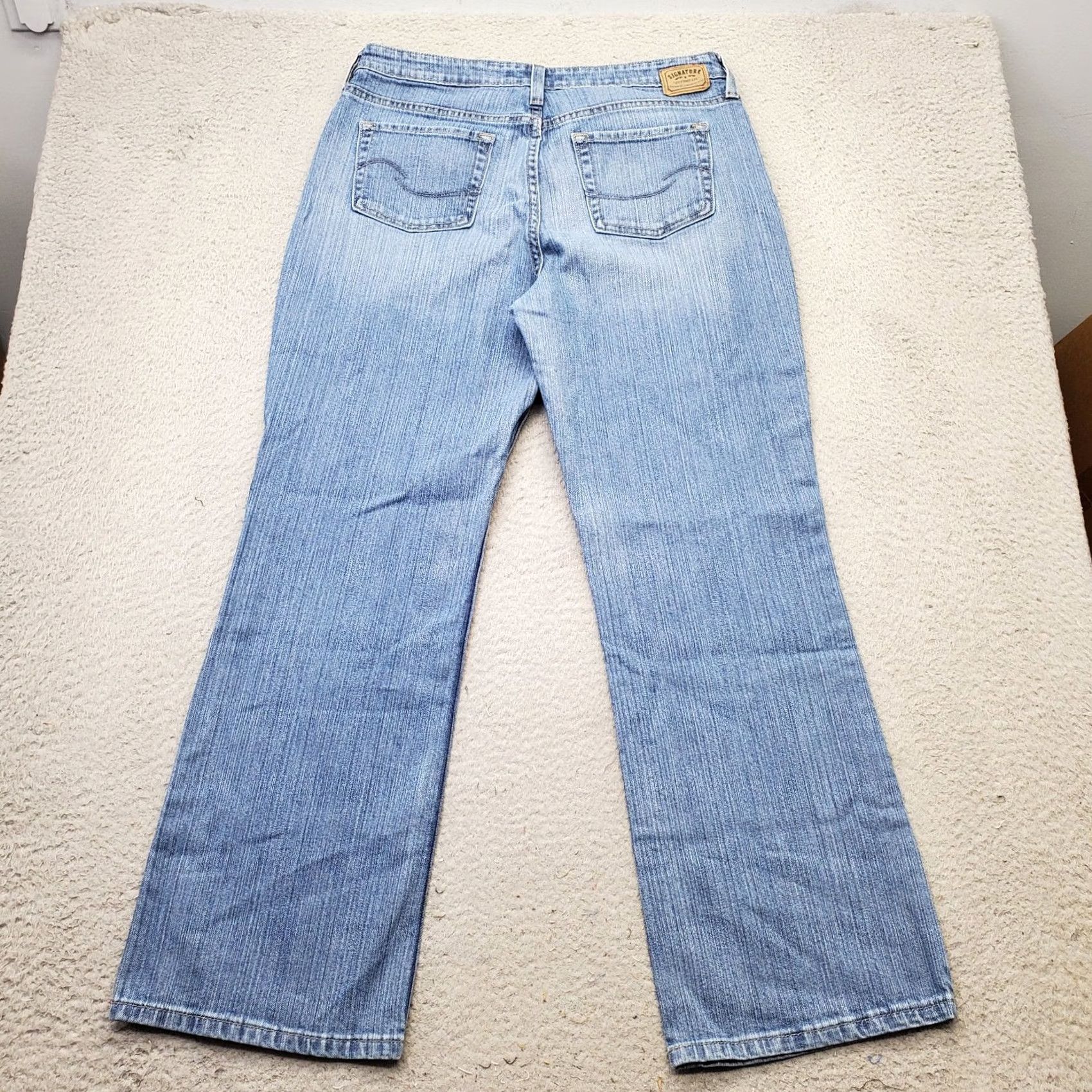 Levi's Levi's Bootcut Jeans Women's 14M Blue Denim Classic Mid Rise Medium Wash Outdoor Size 14M Womens Blue Denim Bootcut Jeans Size 36" / US 14 / IT 50 - 2 Thumbnail