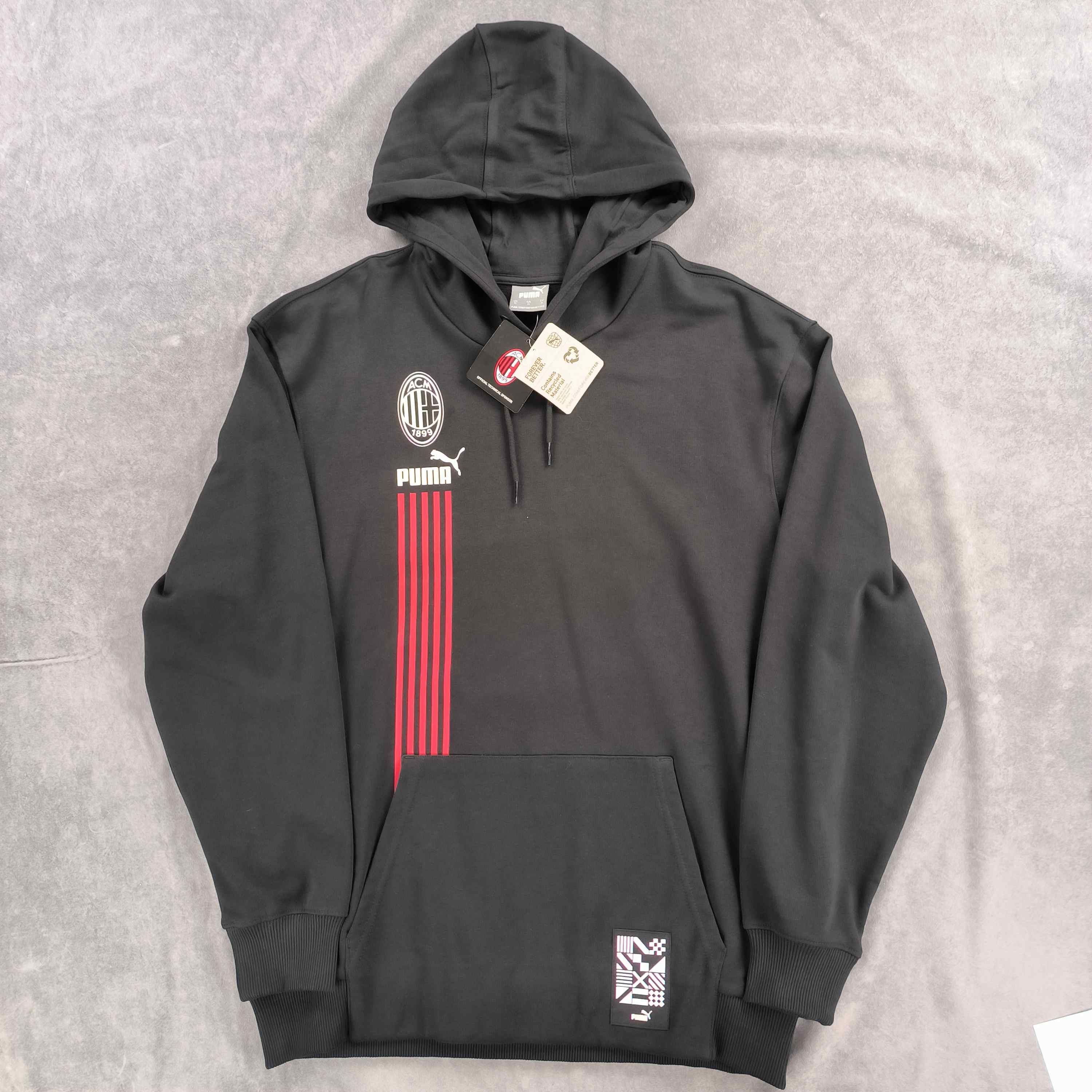 Puma NEW AC Milan 2022-23 Puma (BNWT) football hoodie size M Size US M / EU 48-50 / 2 - 1 Thumbnail