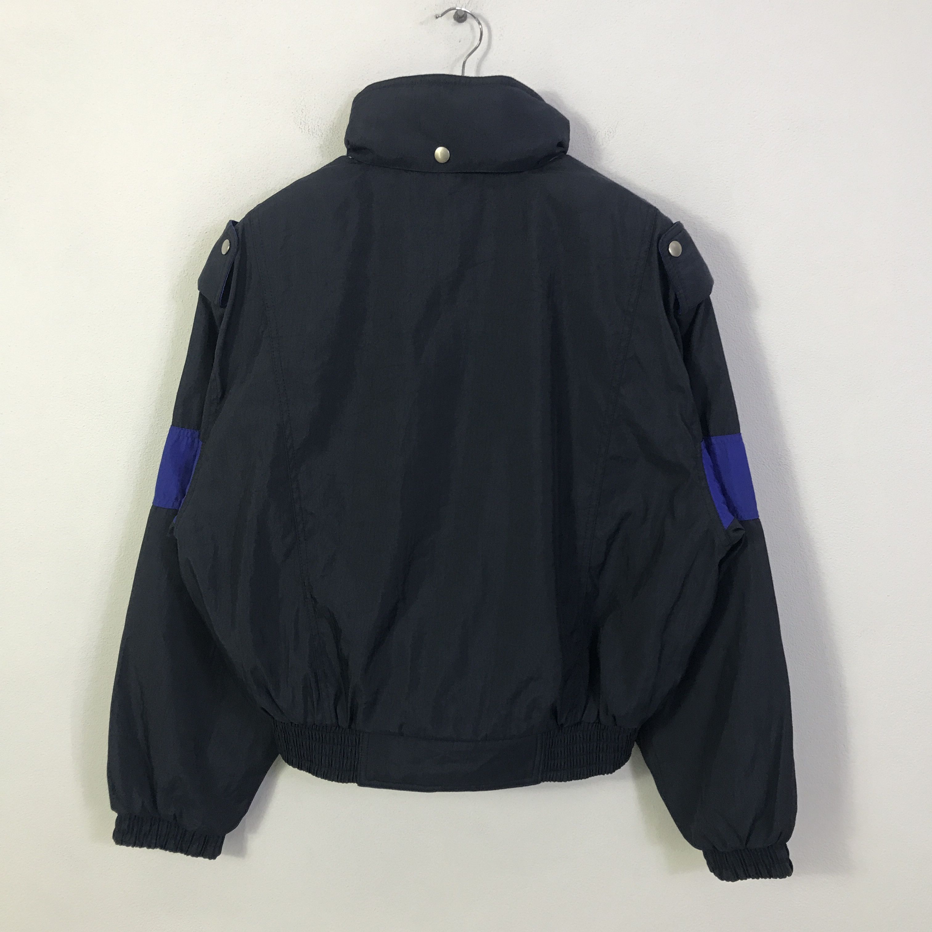 Japanese Brand Vintage Mazda racing Design ski Bomber jacket K94B8 Size US M / EU 48-50 / 2 - 3 Thumbnail