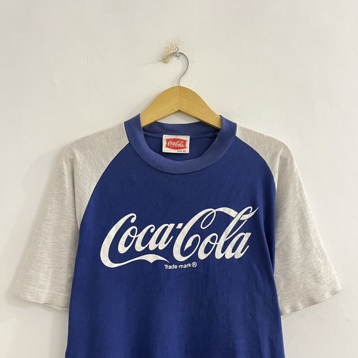 Coca Cola Vintage Coca Cola Iconic Logo Blue Tee Size US M / EU 48-50 / 2 - 2 Thumbnail