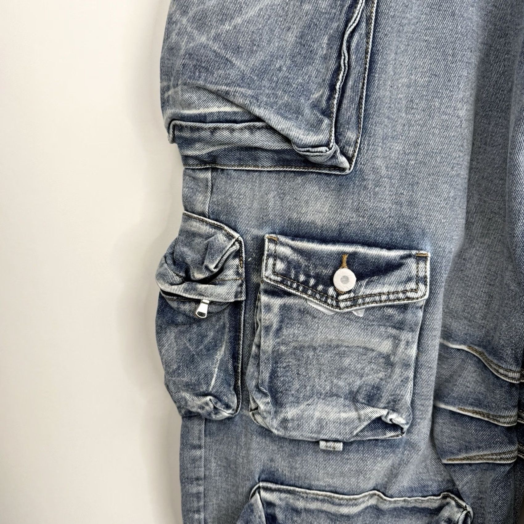 YoungLA VINTAGE Youngla Carryall Jeans Womens Medium Jeans Blue Denim Cargo Pocket Wide-Leg 28in 32in 13in Rise Girls Womens Size 32" / US 10 / IT 46 - 7 Thumbnail