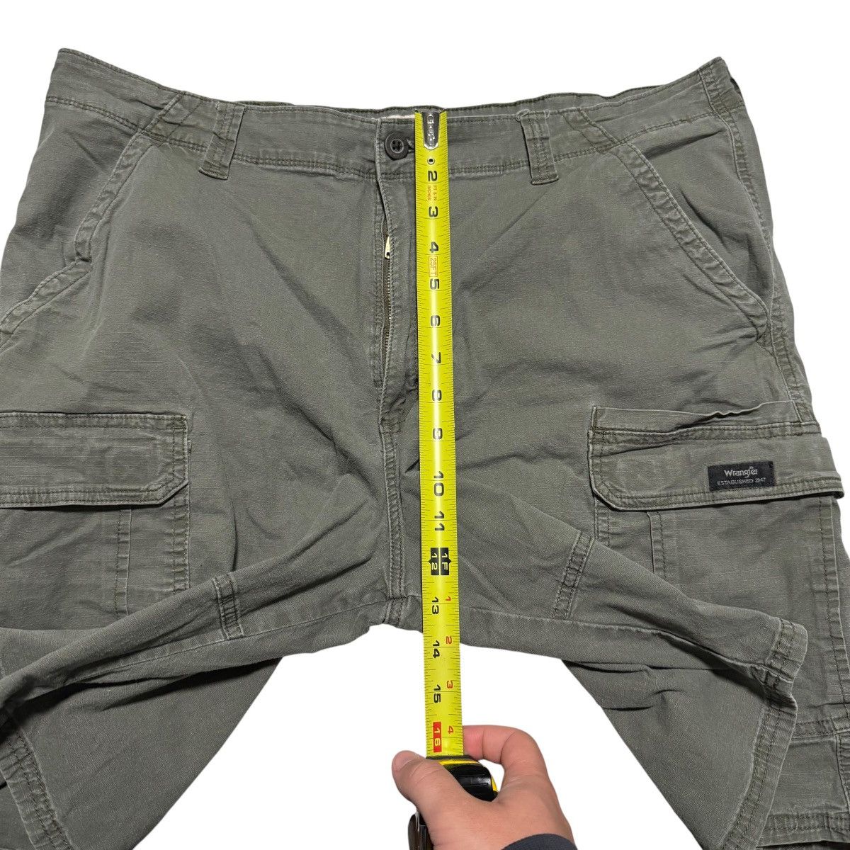 Wrangler Wrangler Olive Green Cotton Blend Cargo Shorts Men's 38 Size US 38 / EU 54 - 7 Thumbnail