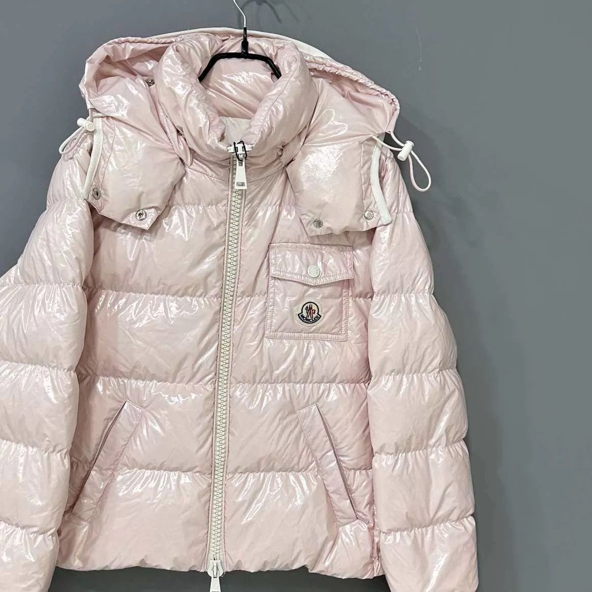 Moncler Moncler women's andro sakura puffer jacket size 2 Size XS / US 0-2 / IT 36-38 - 2 Thumbnail