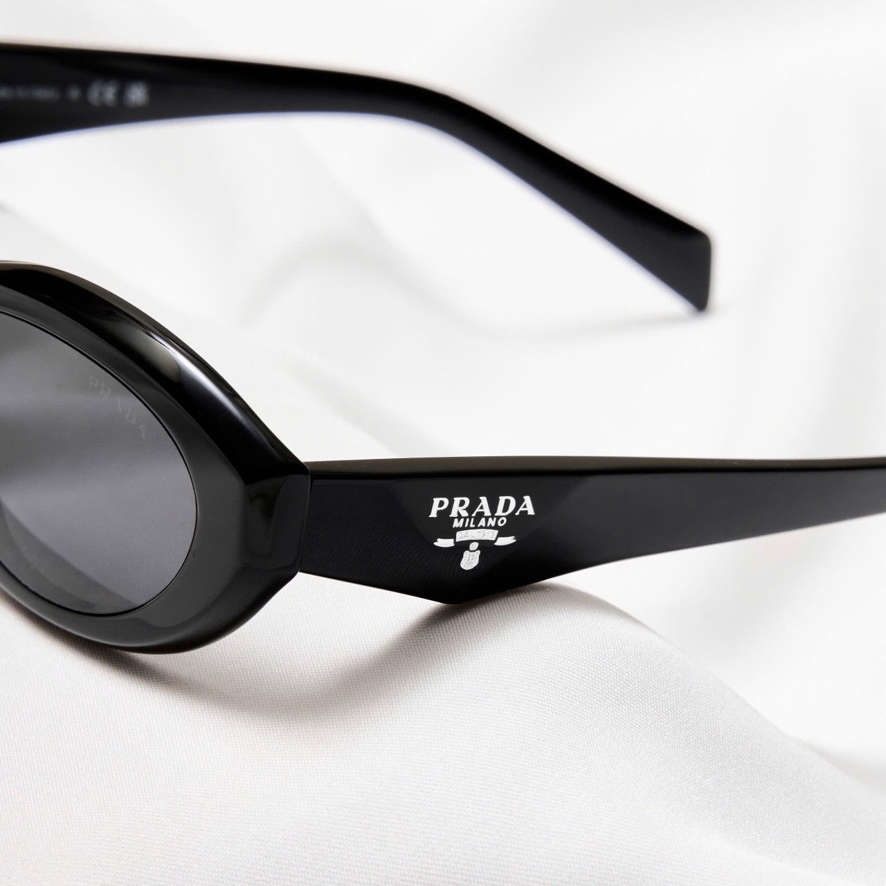 Prada PRADA 0PR 26ZS 16K08Z SUNGLASSES Size ONE SIZE - 3 Thumbnail