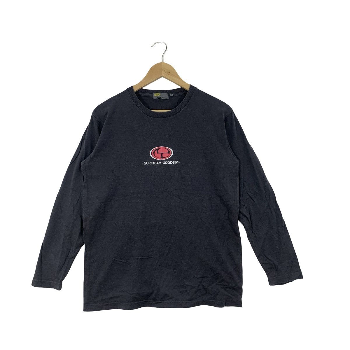 Vintage Vintage SURFTEAM GODDESS Center Logo Long Sleeve Backhit Size US L / EU 52-54 / 3 - 4 Thumbnail