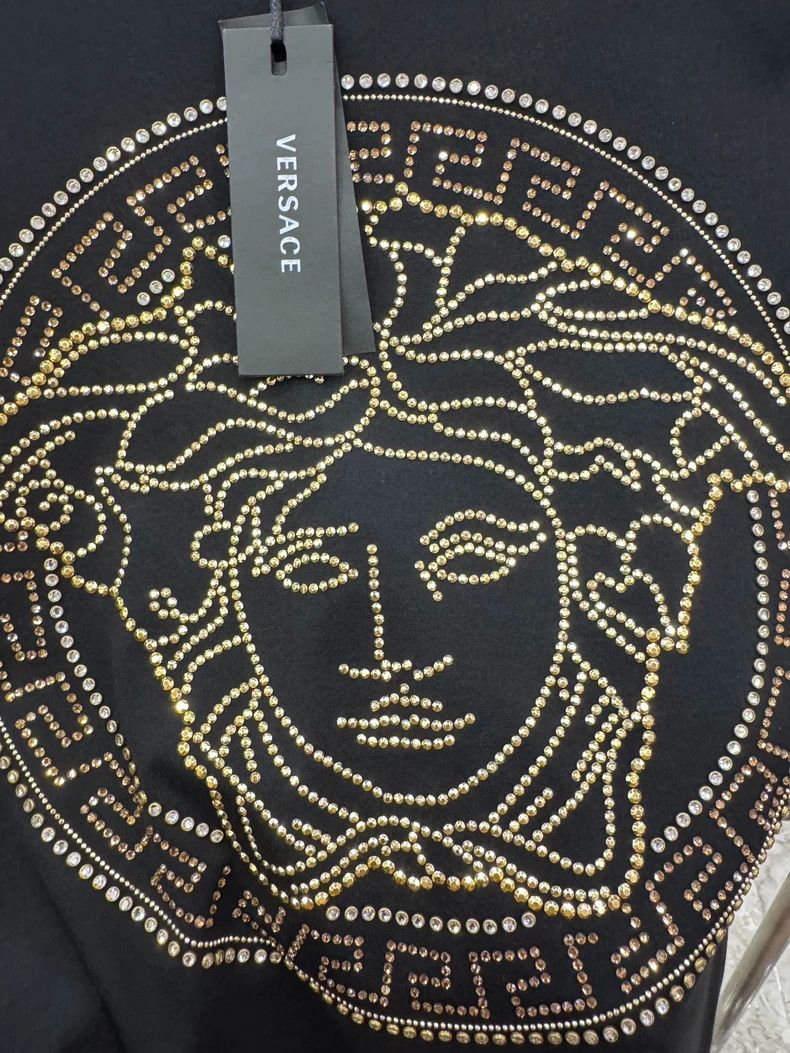 Versace Versace Black hot diamond Medusa short sleeves Size US L / EU 52-54 / 3 - 3 Thumbnail