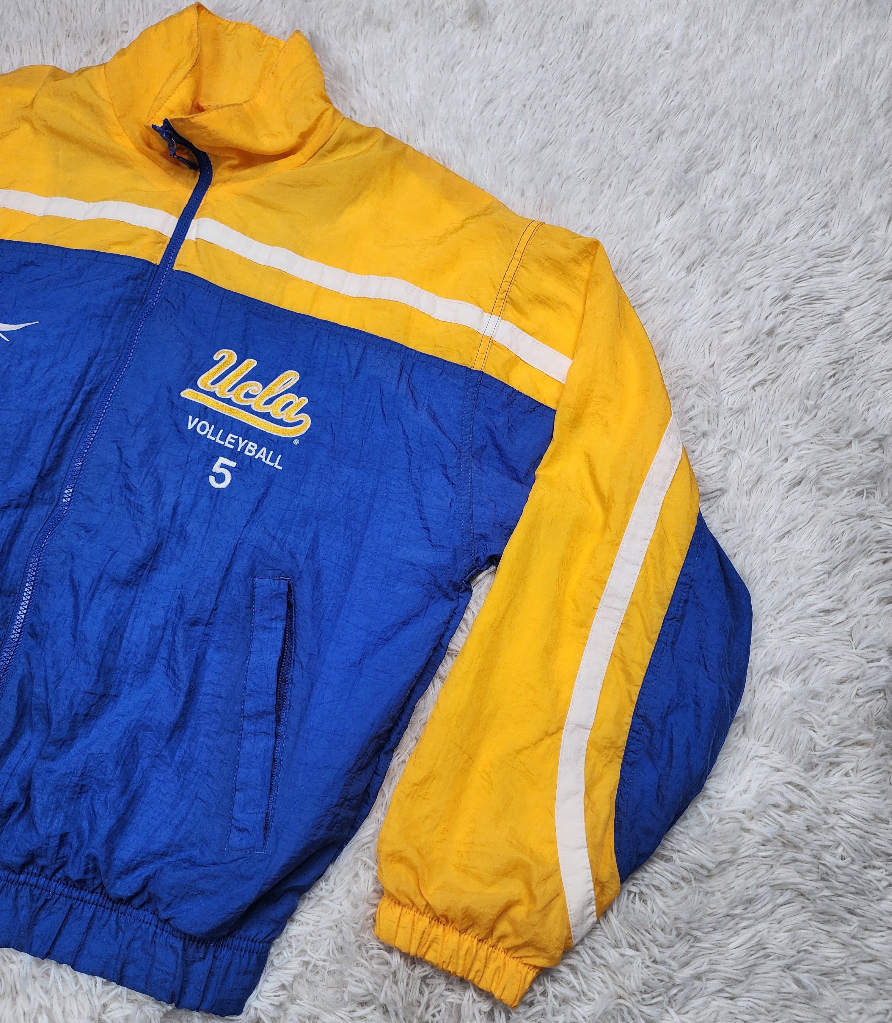 Reebok Vintage Reebok UCLA Volleyball windbreaker jacket Size US M / EU 48-50 / 2 - 3 Thumbnail