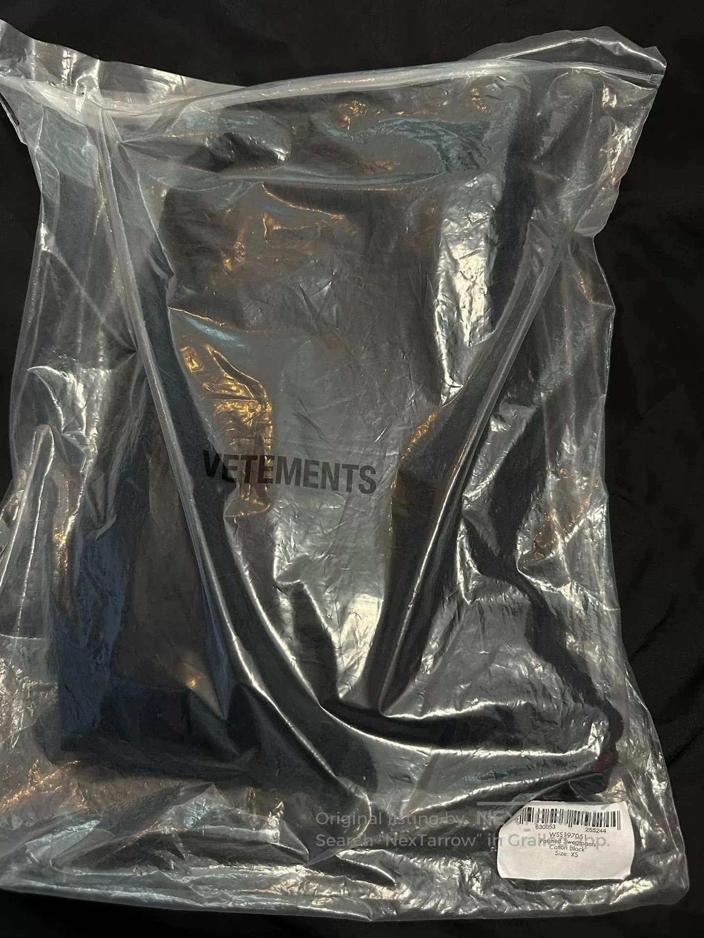Vetements vetements black two. Size US 26 / EU 42 - 3 Thumbnail