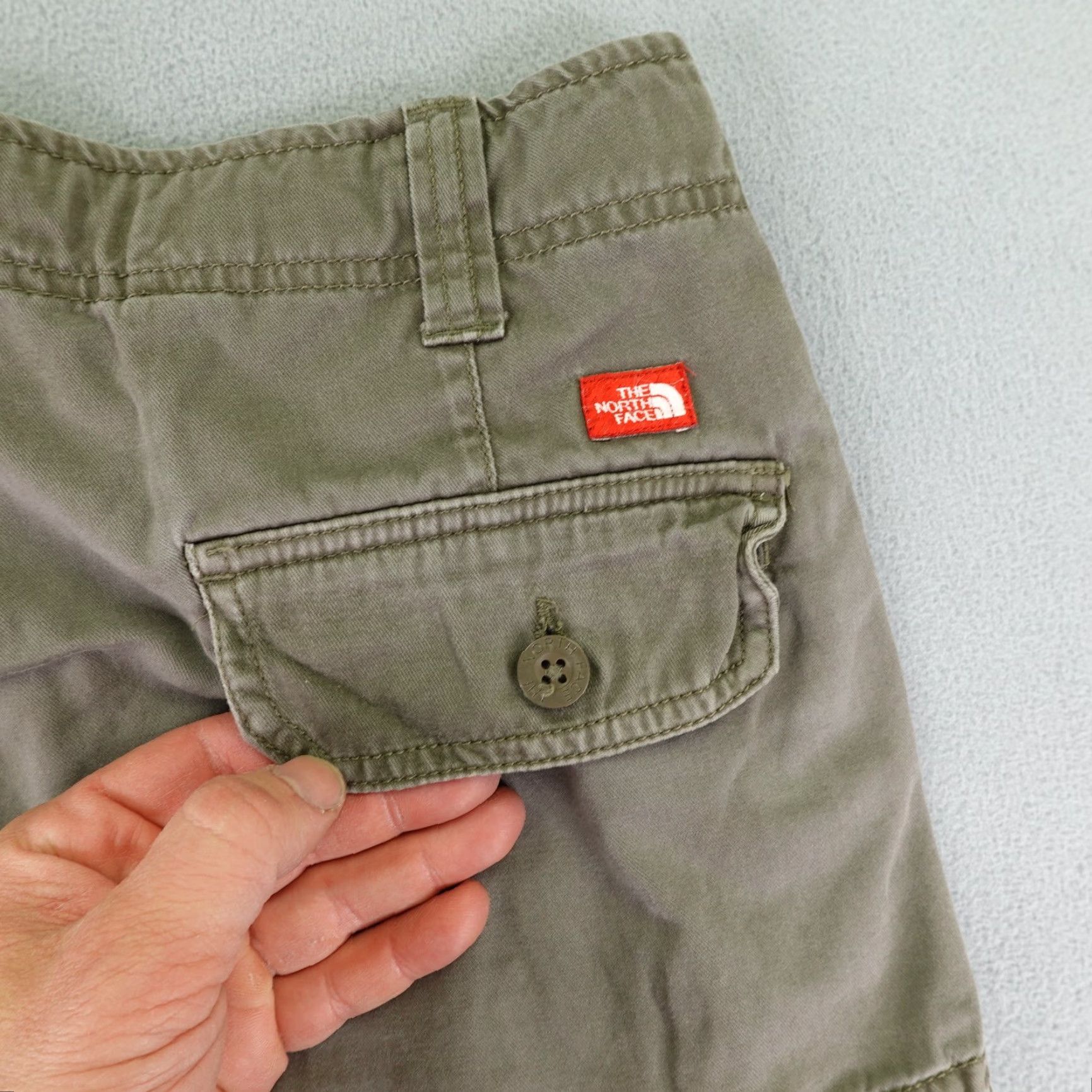 The North Face VINTAGE The North Face Cargo Shorts Mens 32 Long Brown Canvas Casual Hiking Camping Workwear Size US 32 / EU 48 - 7 Thumbnail