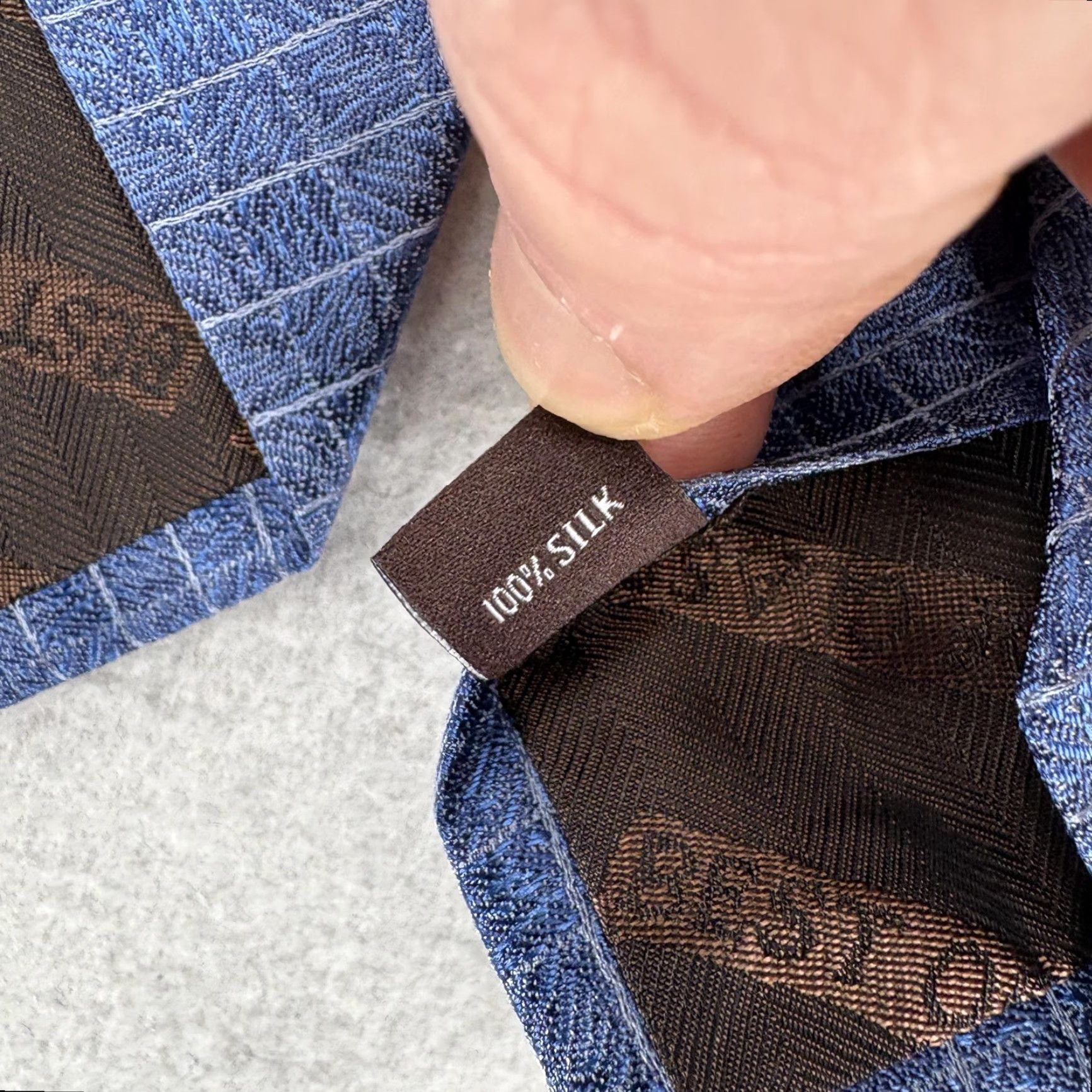 Robert Talbott VINTAGE Robert Talbott Tie Necktie Mens Blue Silk Geometric Jacquard Italian Designer Size ONE SIZE - 2 Thumbnail