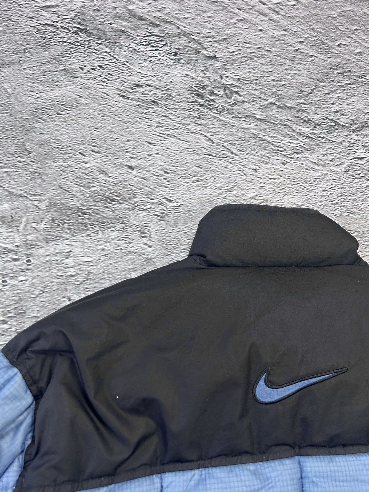 Nike Nike puffer jacket big logo baby blue vintage 90s black Size US M / EU 48-50 / 2 - 10 Thumbnail