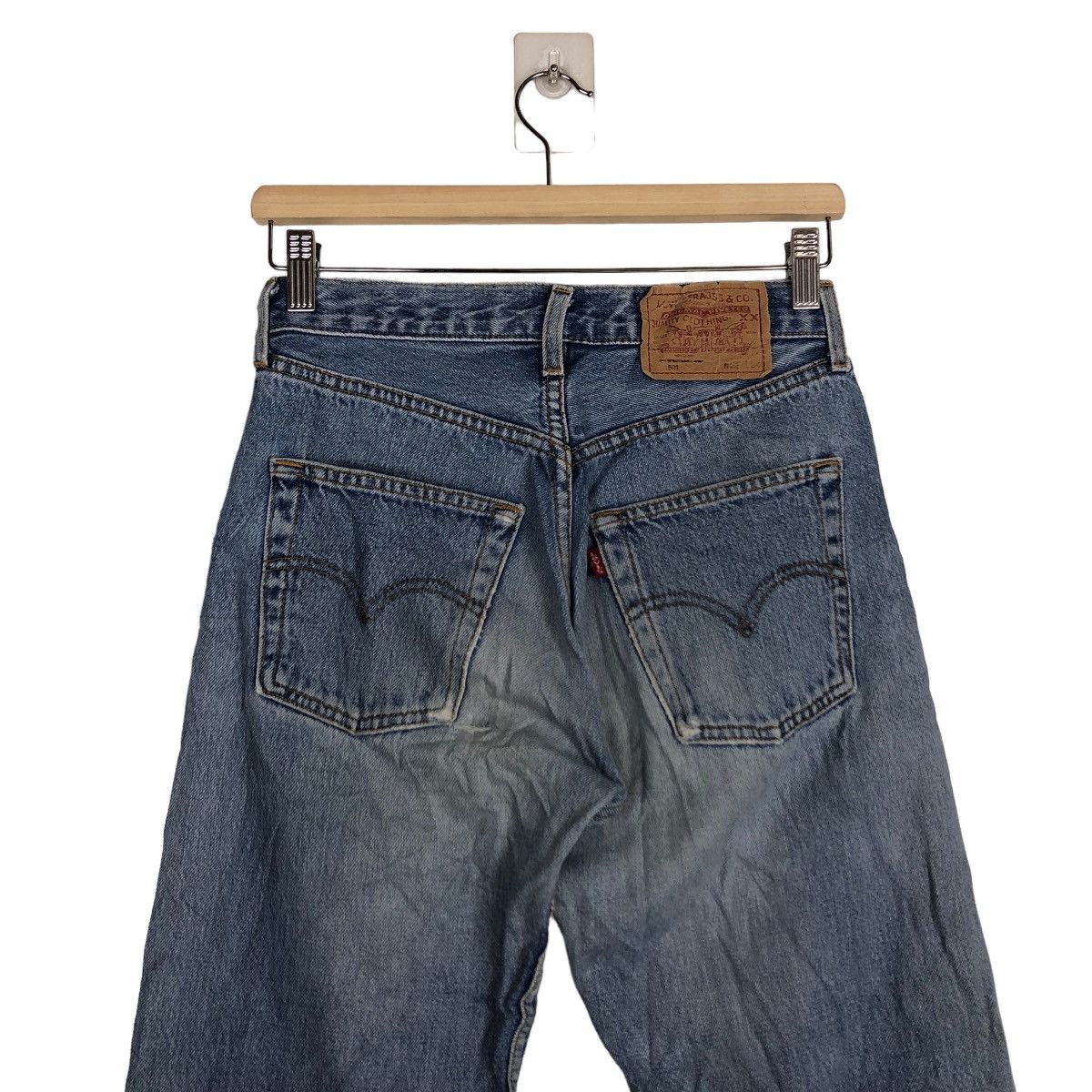 Levi's 🔥90’s VINTAGE LEVIS 501 DISTRESSED DENIM JEANS Size US 26 / EU 42 - 8 Thumbnail