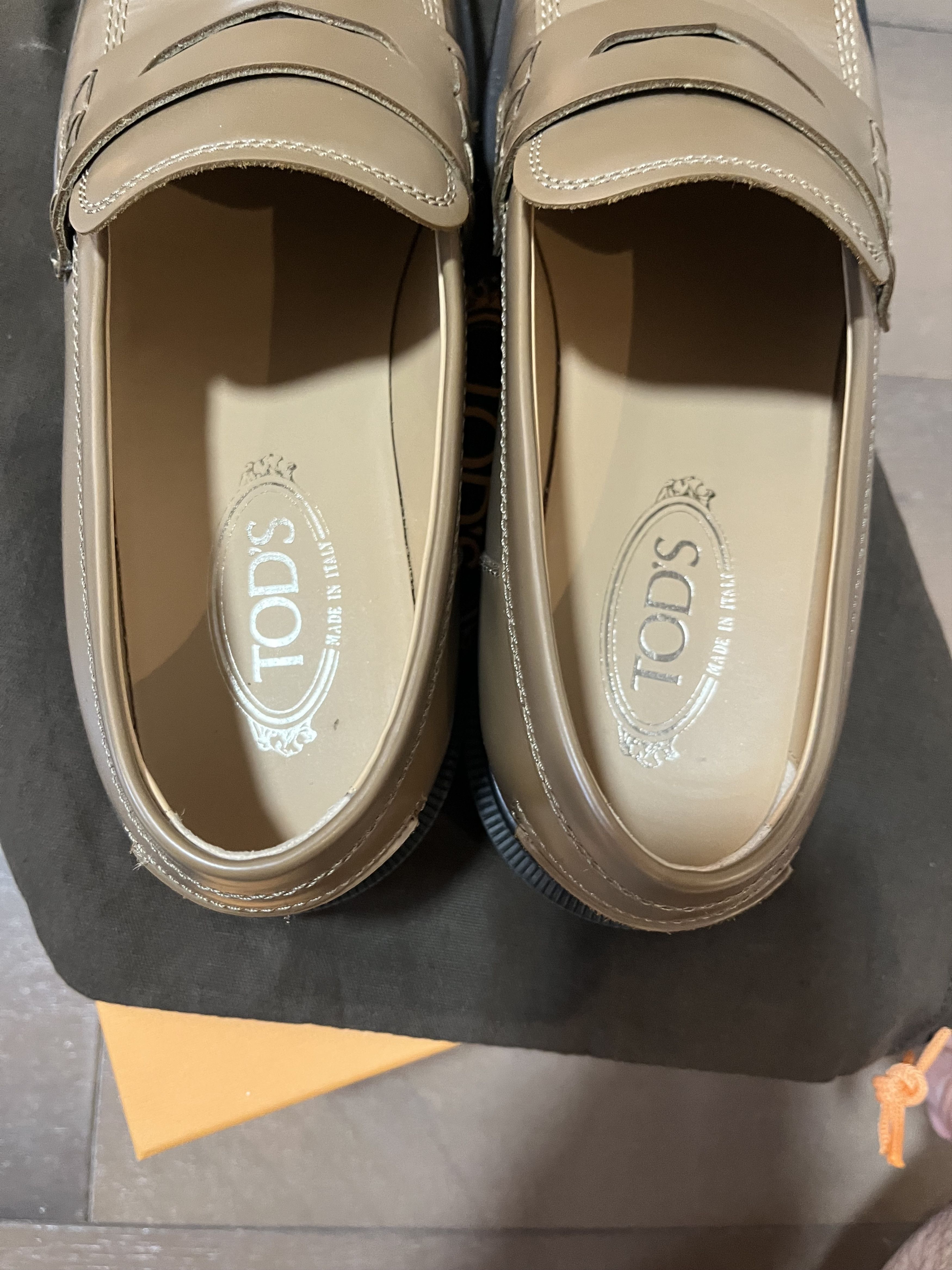 Tod's Tod's Butterscotch Olive Leather Penny Loafers Size US 11 / EU 44 - 6 Thumbnail