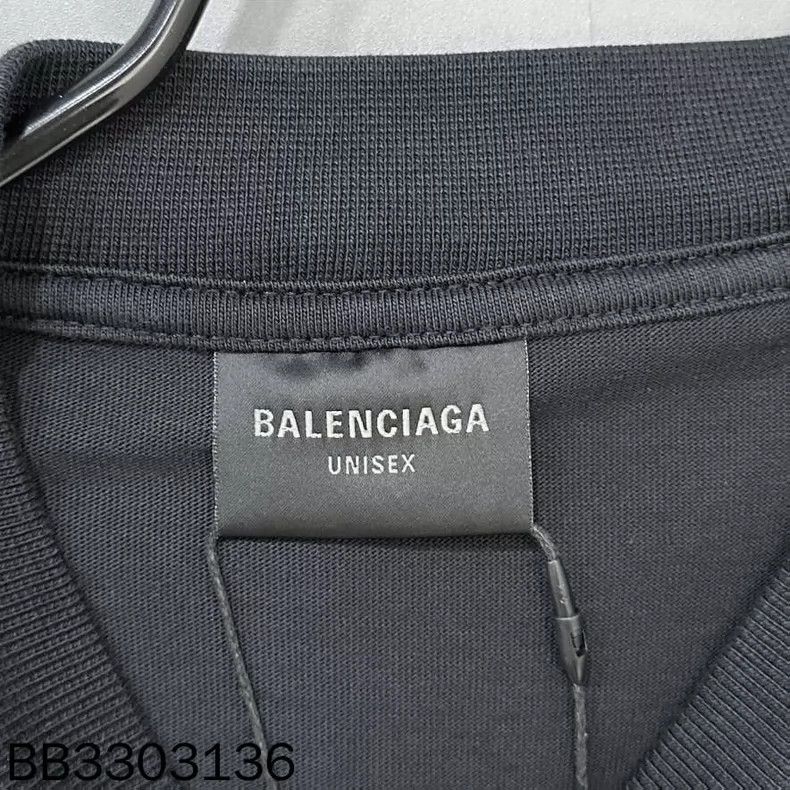 Balenciaga Balenciaga FW24 Four-Sleeve Hooded Double Ring logo Fake Tw Size US S / EU 44-46 / 1 - 5 Thumbnail