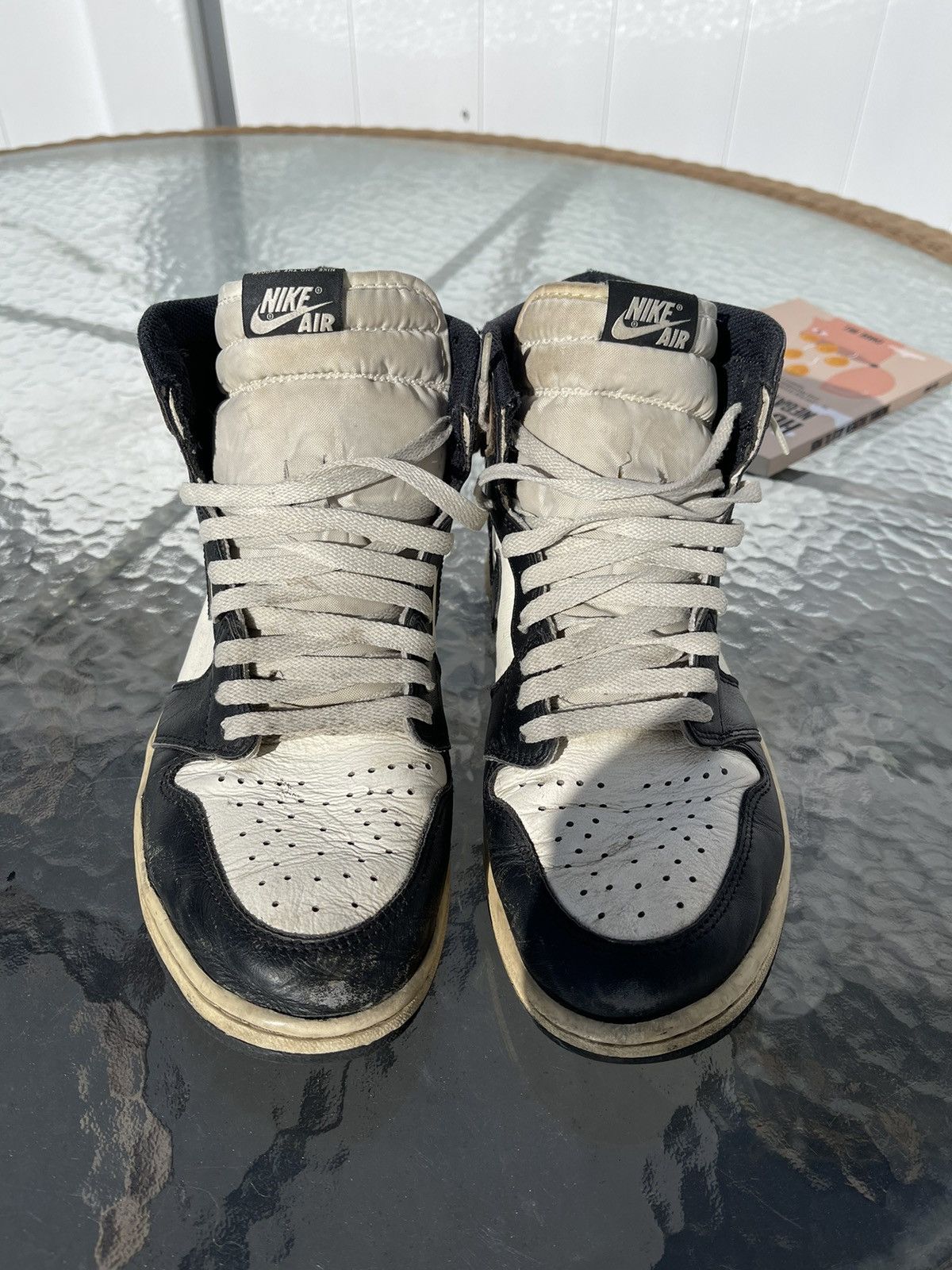 Nike Air Jordan 1 High Mocha Size US 11 / EU 44 - 5 Thumbnail