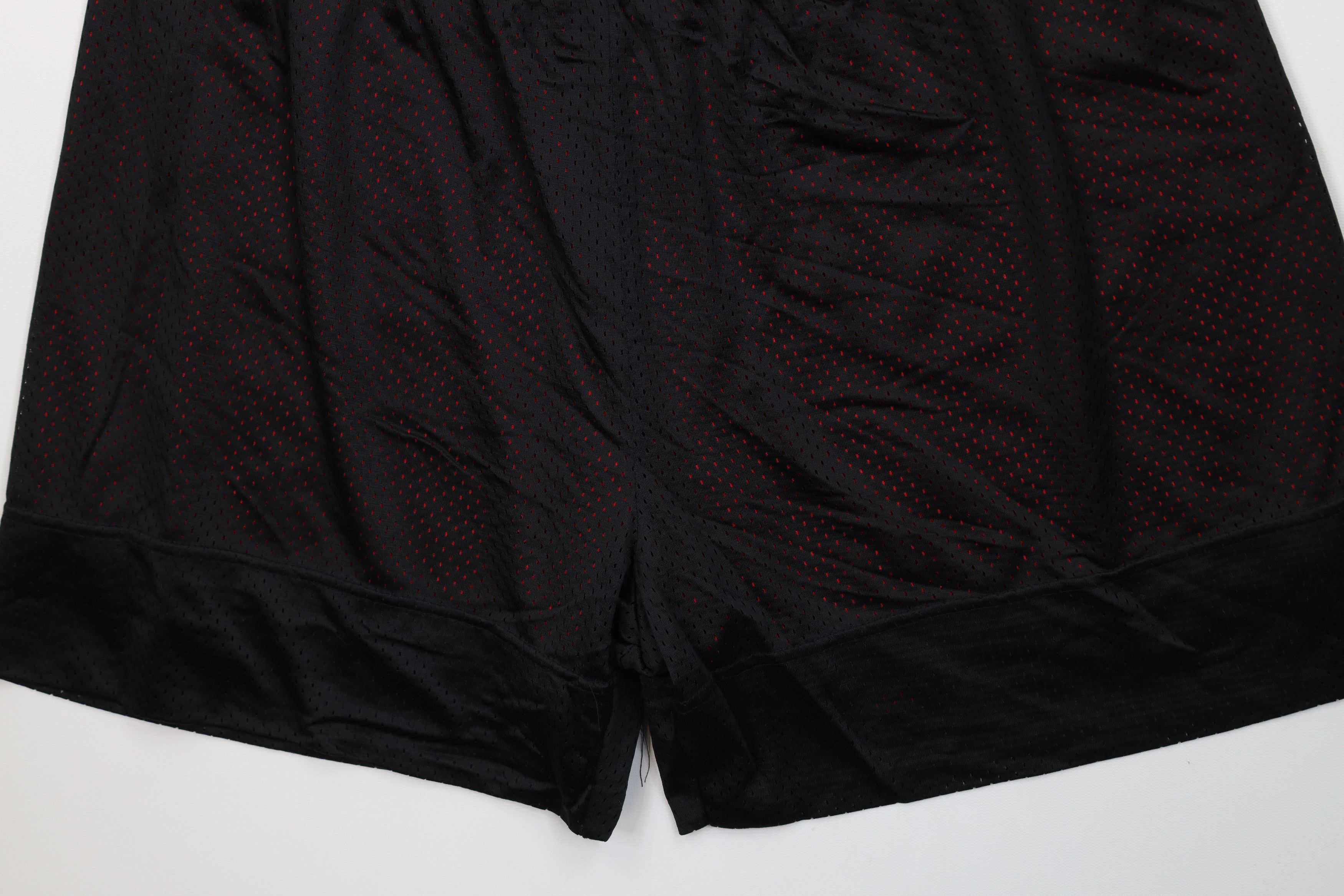 Vintage Vintage 90s Streetwear Reversible Layered Mesh Above Shorts Size US 36 / EU 52 - 11 Thumbnail