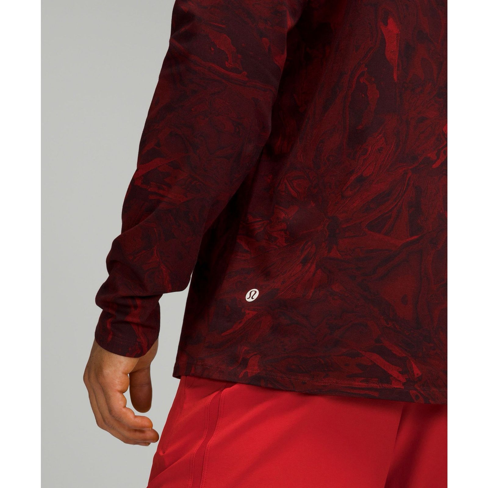 Lululemon NWOT Lululemon Team Canada Maple Leaf Long Sleeve Shirt L Size US L / EU 52-54 / 3 - 5 Thumbnail