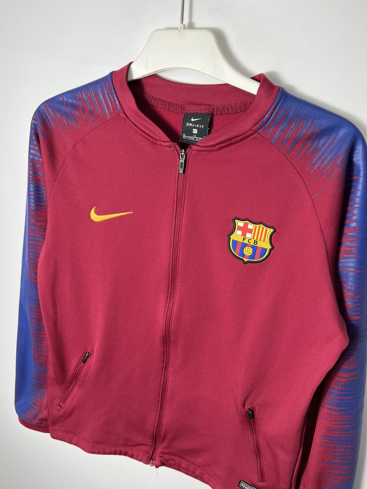 Nike Nike Fc Barcelona 18/19 Anthem Training Jacket Size Boys XL Size US S / EU 44-46 / 1 - 2 Thumbnail