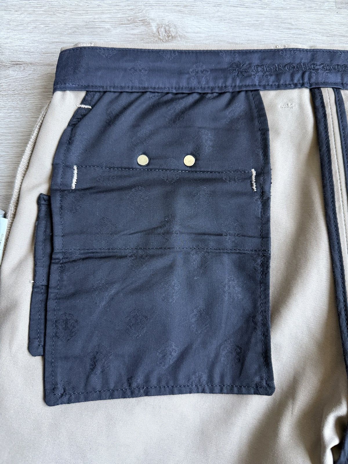 Chrome Hearts Chrome hearts chino pants size 32 preowned Size US 32 / EU 48 - 18 Thumbnail