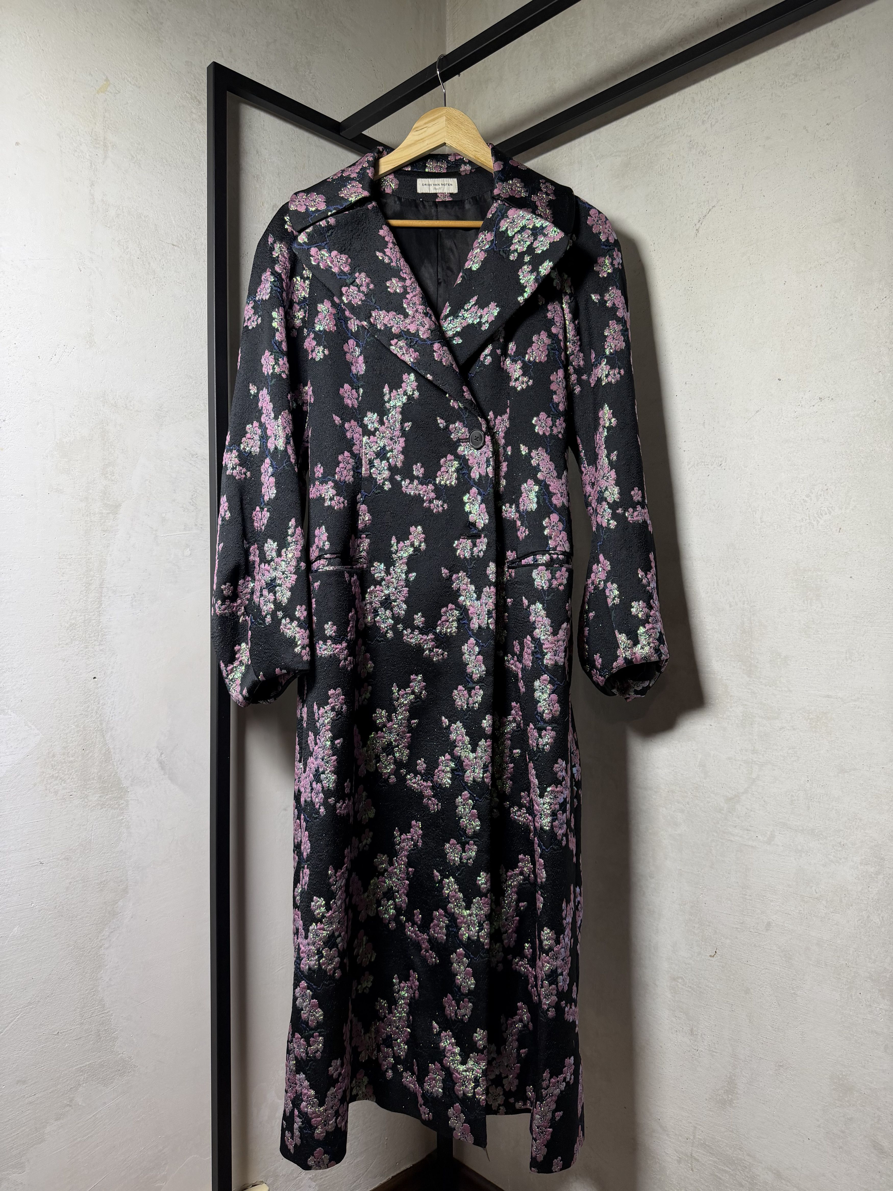 Dries Van Noten EXCLUSIVE Dries Van Noten Richy Jacquard Brocade Coat Size S / US 4 / IT 40 - 2 Thumbnail