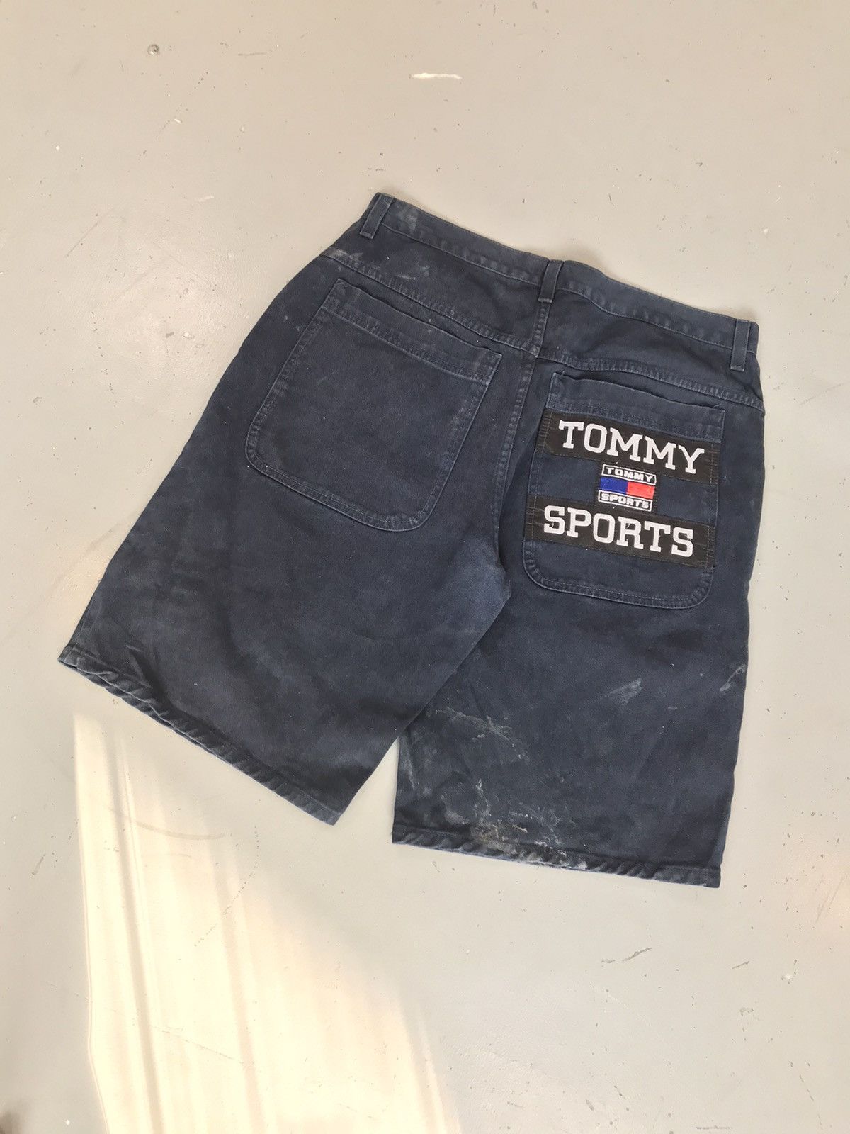 Tommy Hilfiger × Vintage Vintage tummy Hilfiger big pocket SpellOut denim jort Size US 39 - 8 Thumbnail