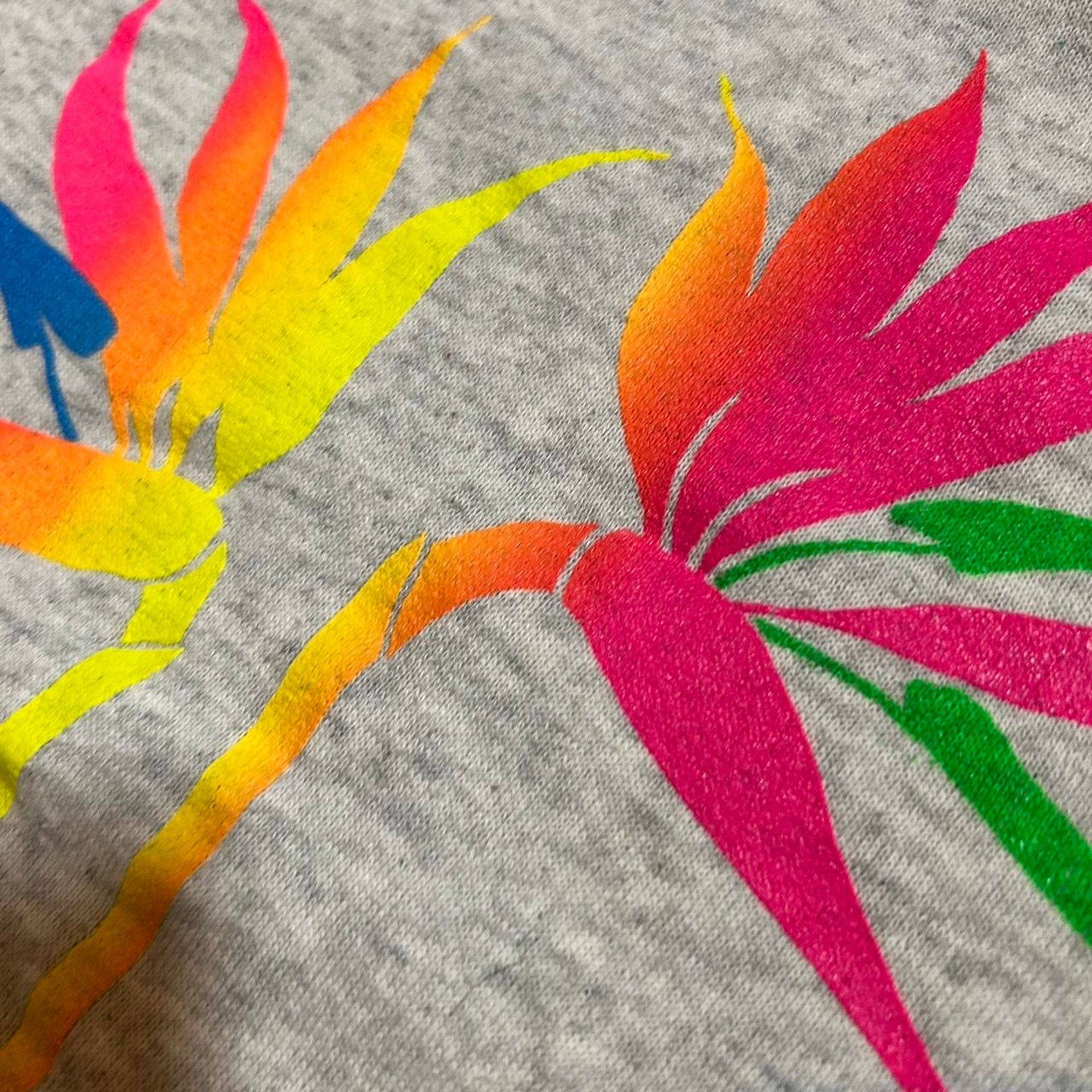 Hanes 90s hawaii crewneck some Size L / US 10 / IT 46 - 4 Thumbnail
