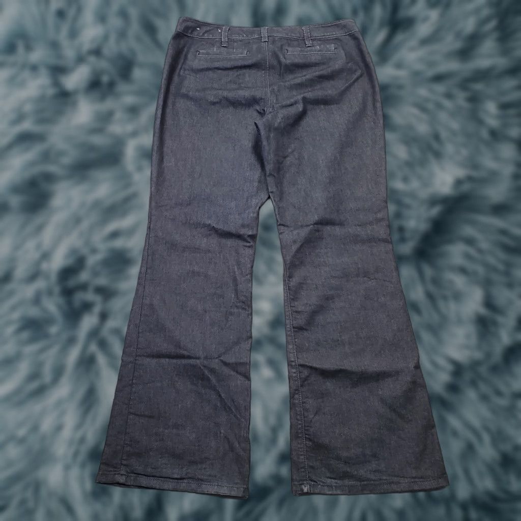 Ann Taylor Ann Taylor Womens Jeans Flare Navy 10P Petite Curvy Denim Dark Wash Flat Front Jeans Size 32" / US 10 / IT 46 - 1 Thumbnail
