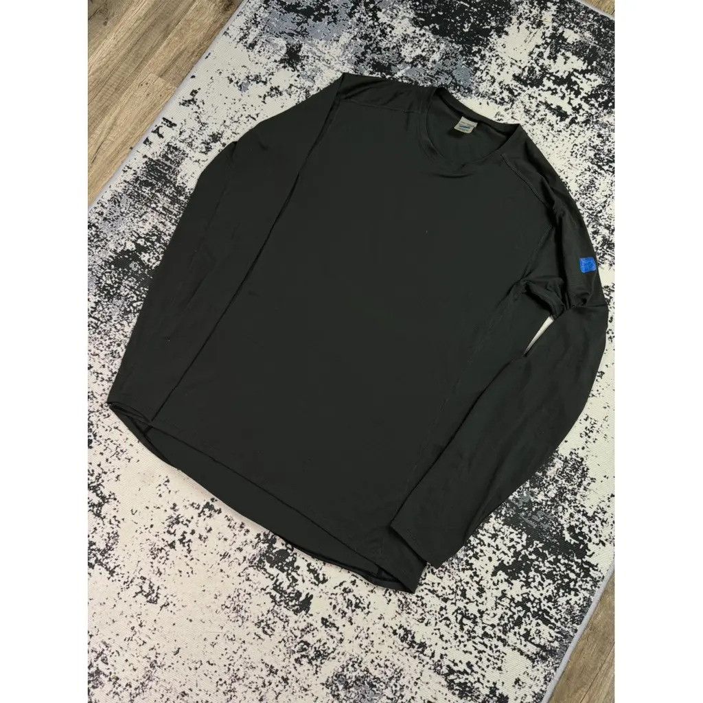 Arc'teryx Arcteryx Longsleeve Grey Size L Size US L / EU 52-54 / 3 - 2 Thumbnail