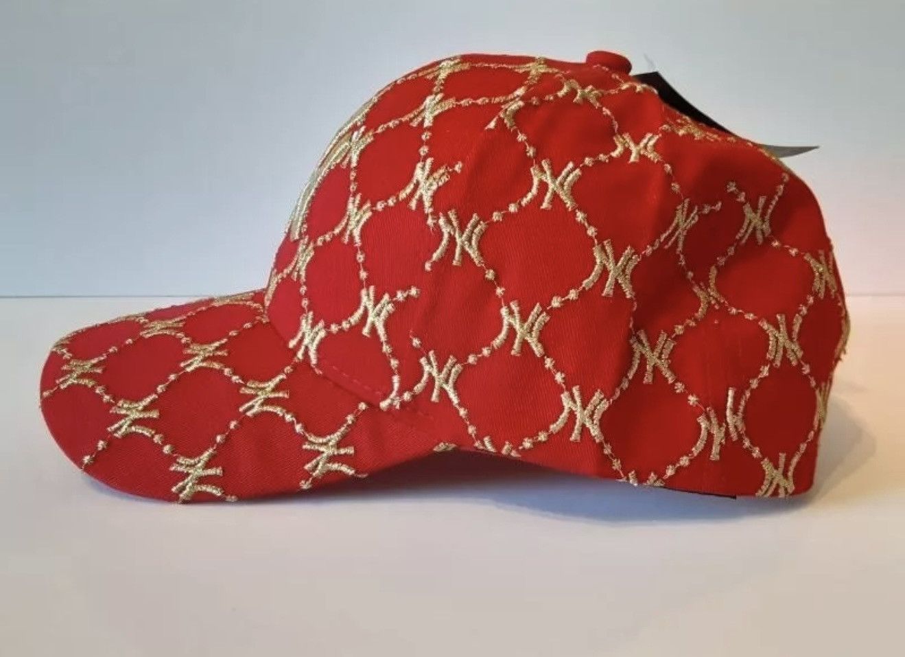 New York Yankees × Vintage NY Yankees Luxury Fashion Embroidery Hats (Red and Gold) Size ONE SIZE - 2 Thumbnail