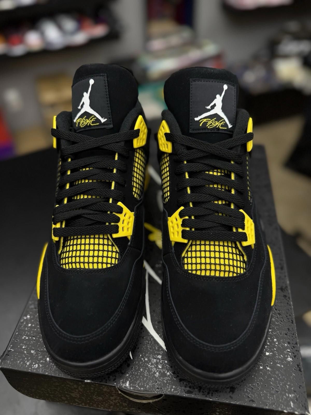 Jordan Brand Size 13 - Nike Air Jordan 4 Retro Thunder Yellow Black 2023 Size US 13 / EU 46 - 9 Thumbnail