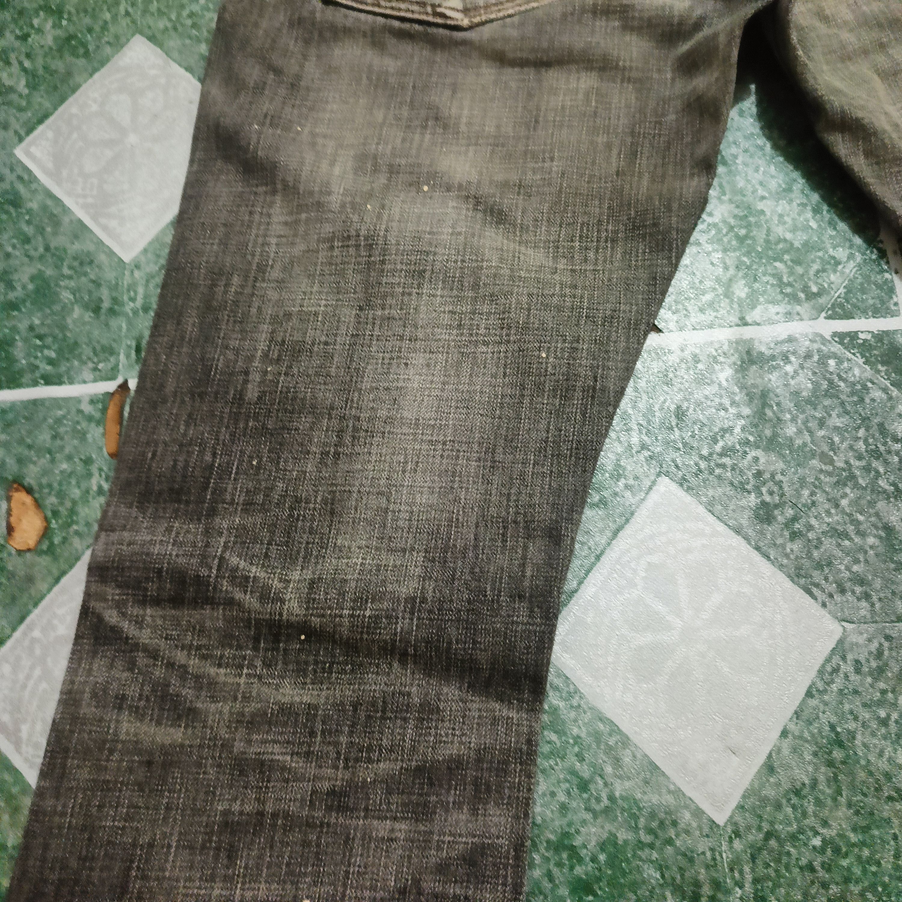Le Grande Bleu (L.G.B.) Japan Ripped Rivet&Blue Painted distressed Studded Jeans LGB Size US 30 / EU 46 - 7 Thumbnail