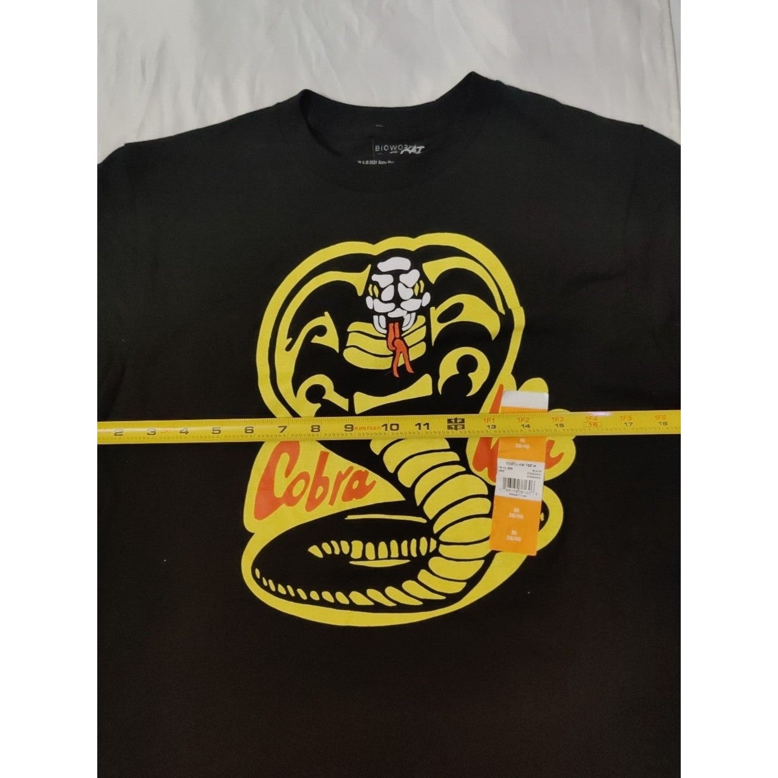 Other Cobra Kai Black/Yellow Tee T-Shirt M 38/40 2021 NEW Size US M / EU 48-50 / 2 - 5 Thumbnail