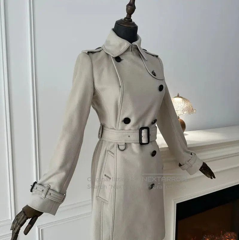 Burberry Burberry Women's Trench Coat in Beige Gray. Size S / US 4 / IT 40 - 2 Thumbnail