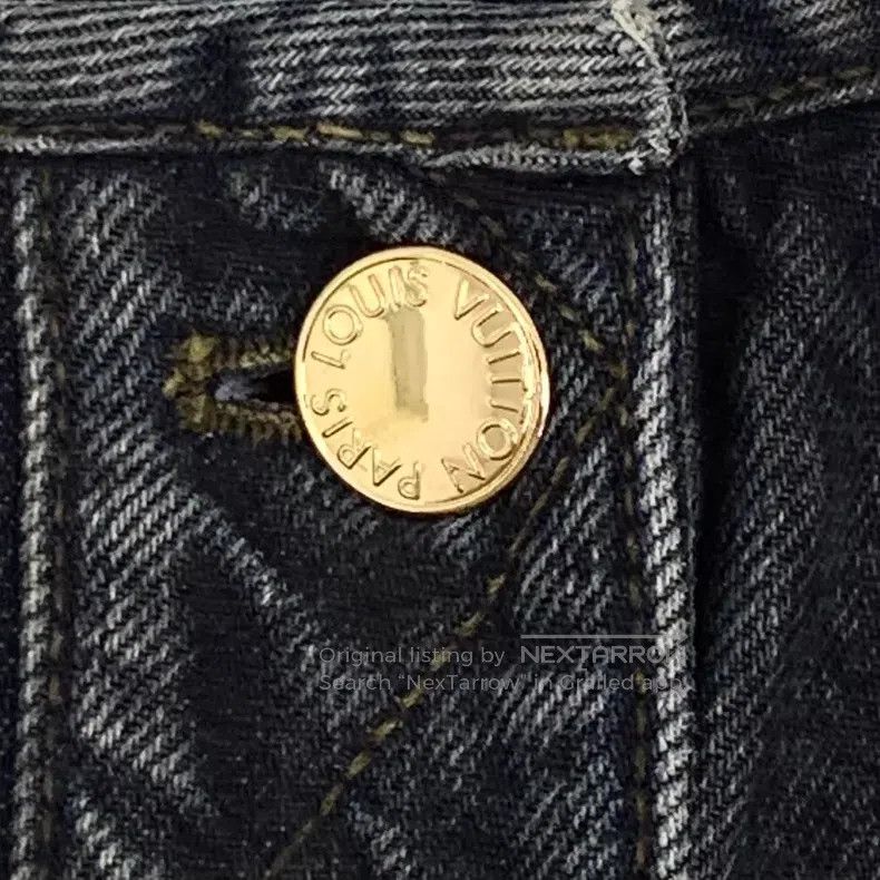 Louis Vuitton Louis Vuitton 24 dark blue logo embroidered cotton crew ne Size XS / US 0-2 / IT 36-38 - 5 Thumbnail