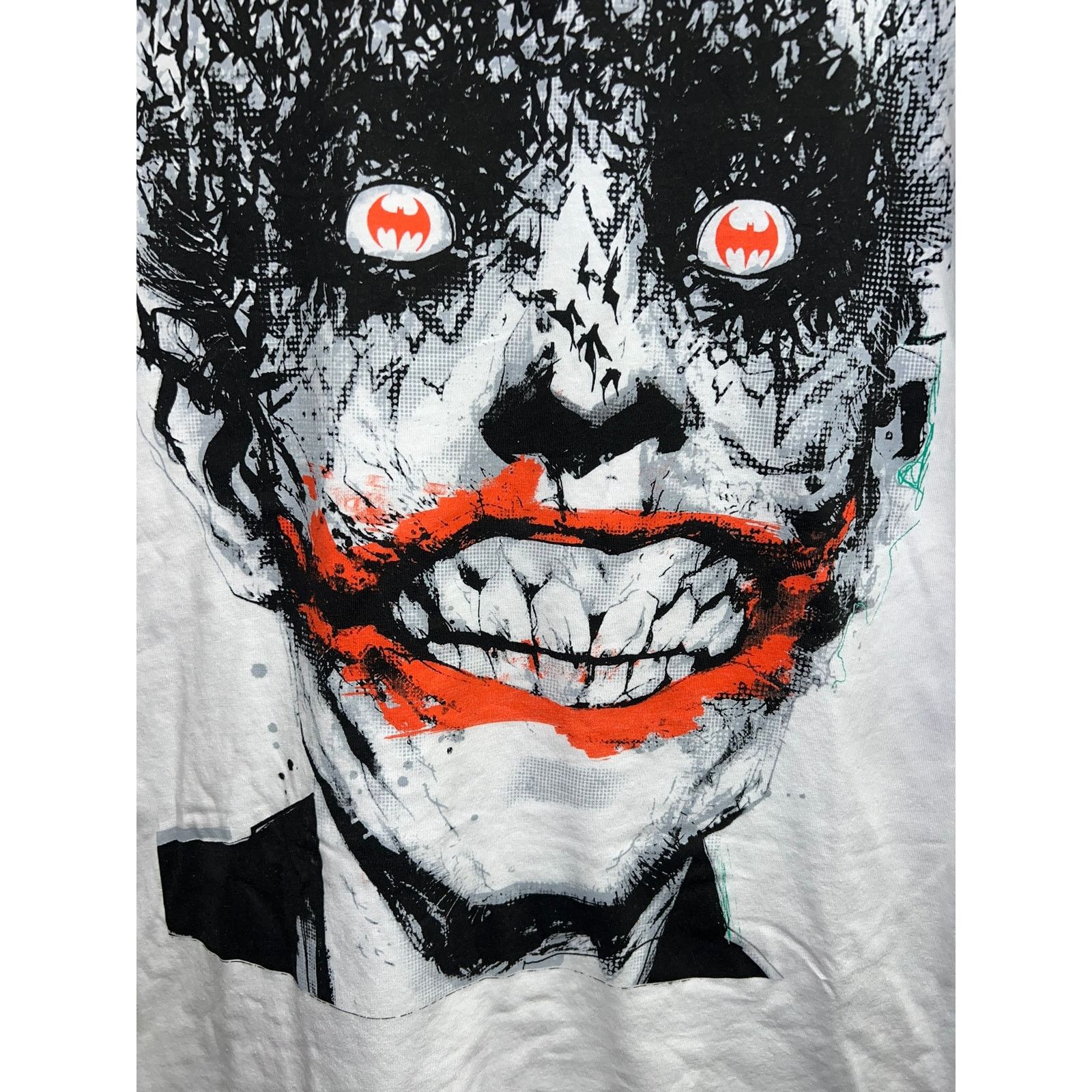 Vintage Batman The Joker Shirt White Movie Tee Halloween NWT XL Size US XL / EU 56 / 4 - 3 Thumbnail