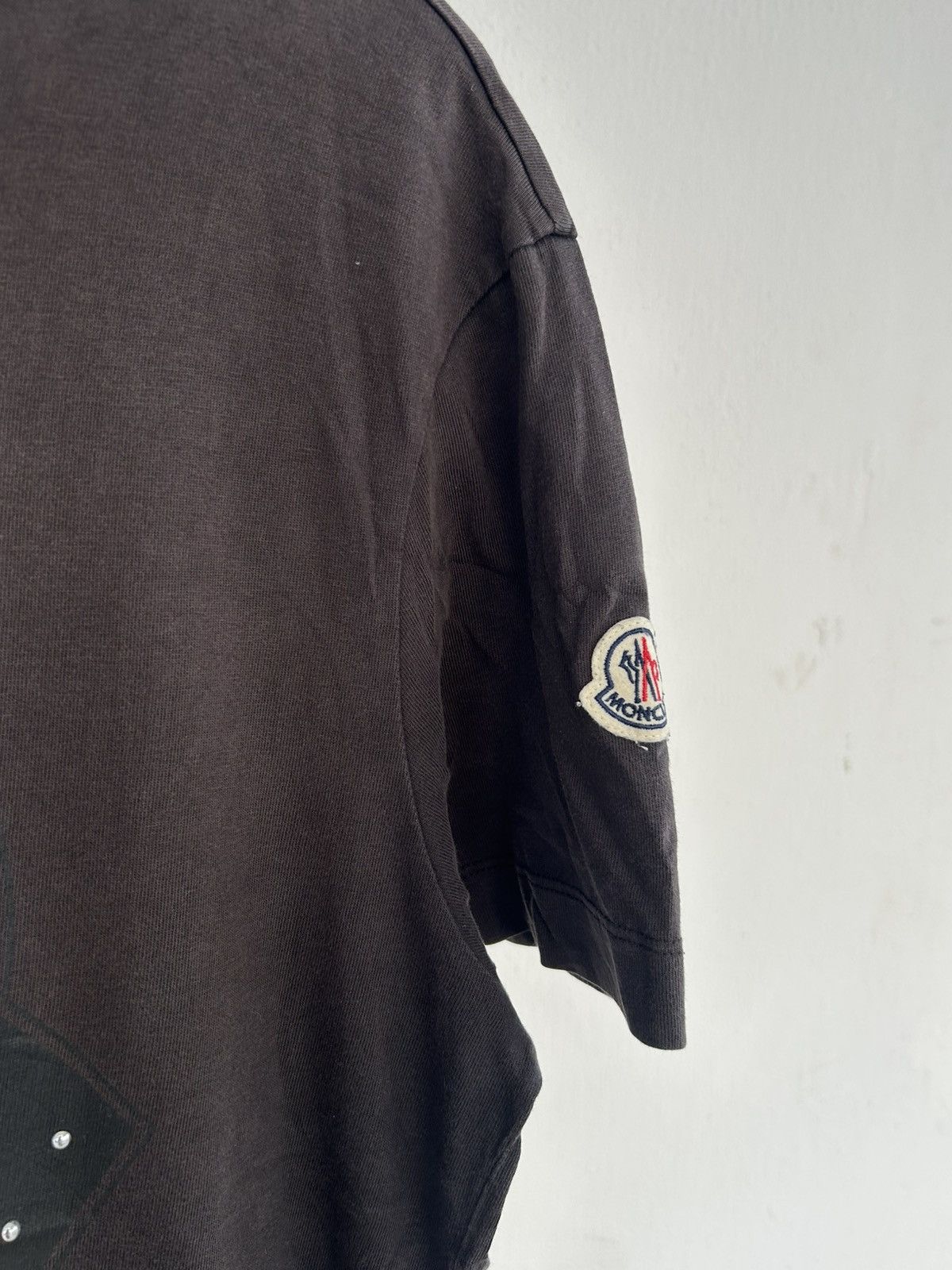 Moncler Moncler Black Faded Studded Logo Tee Size US L / EU 52-54 / 3 - 6 Thumbnail