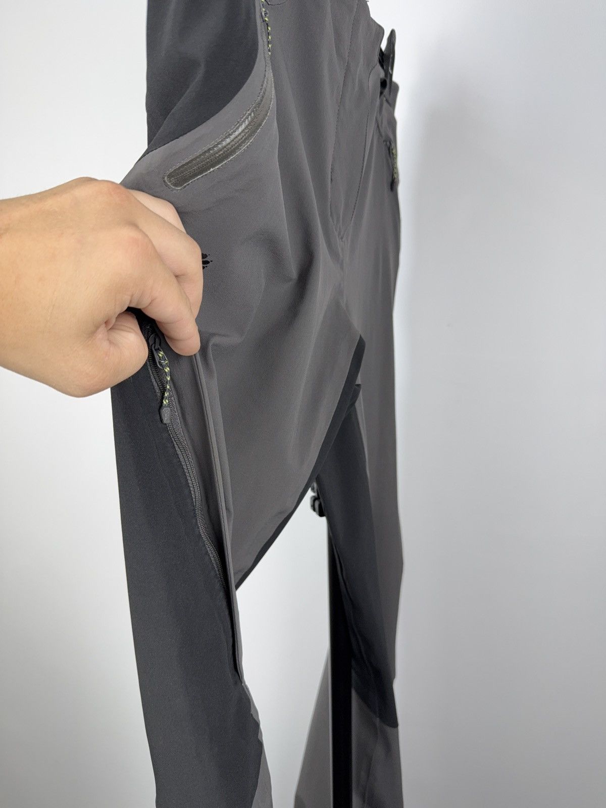 Vintage 00s Outdoor Gorpcore Jack Wolfskin Softshell Pants