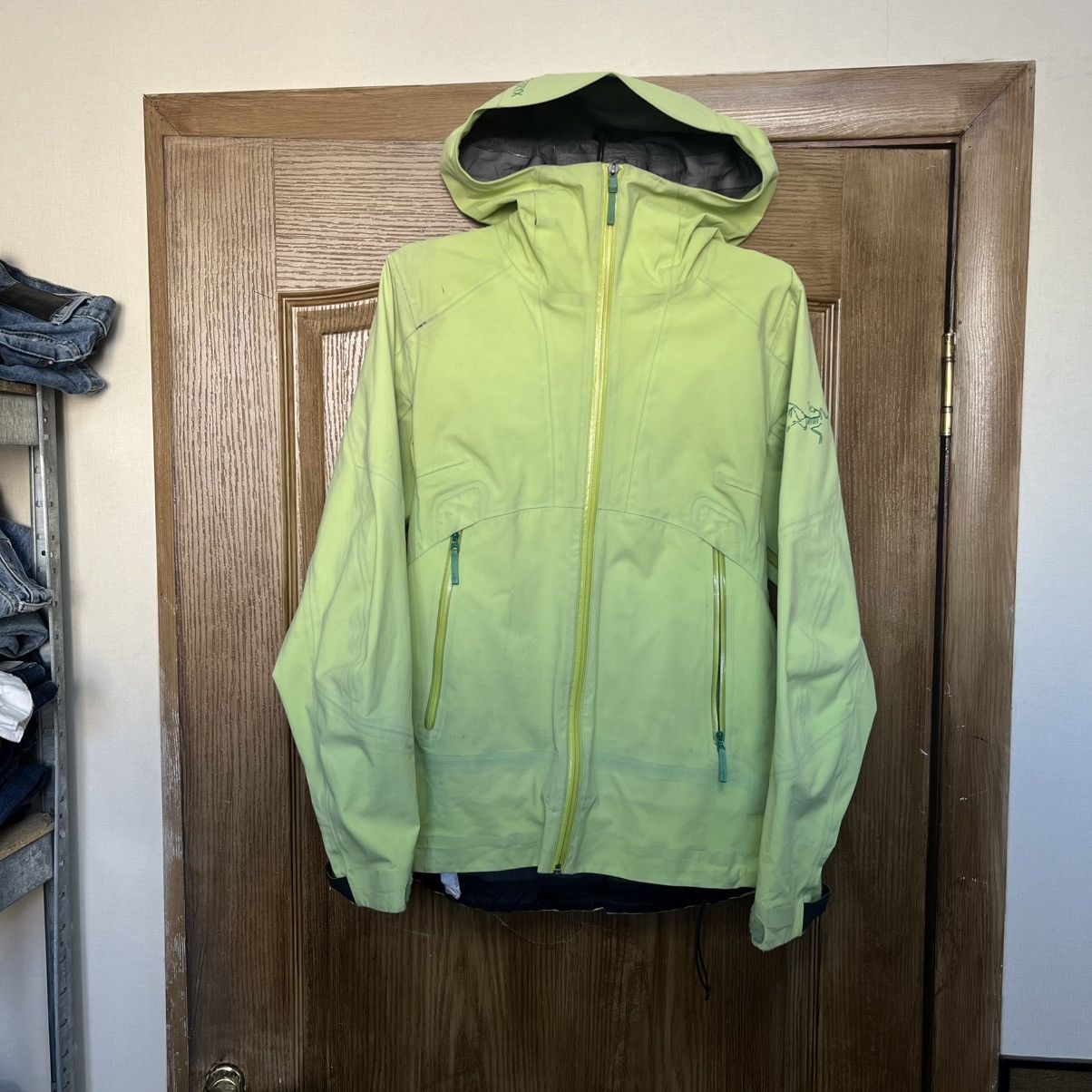 Arc'teryx Vintage Arc’teryx Gore Tex Recco Jacket Size US S / EU 44-46 / 1 - 1 Thumbnail