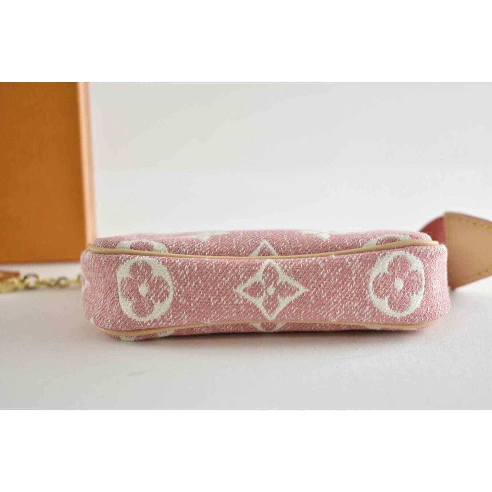 Louis Vuitton Louis Vuitton Denim Rose Pink Monogram Key Coin Purse Size ONE SIZE - 10 Thumbnail