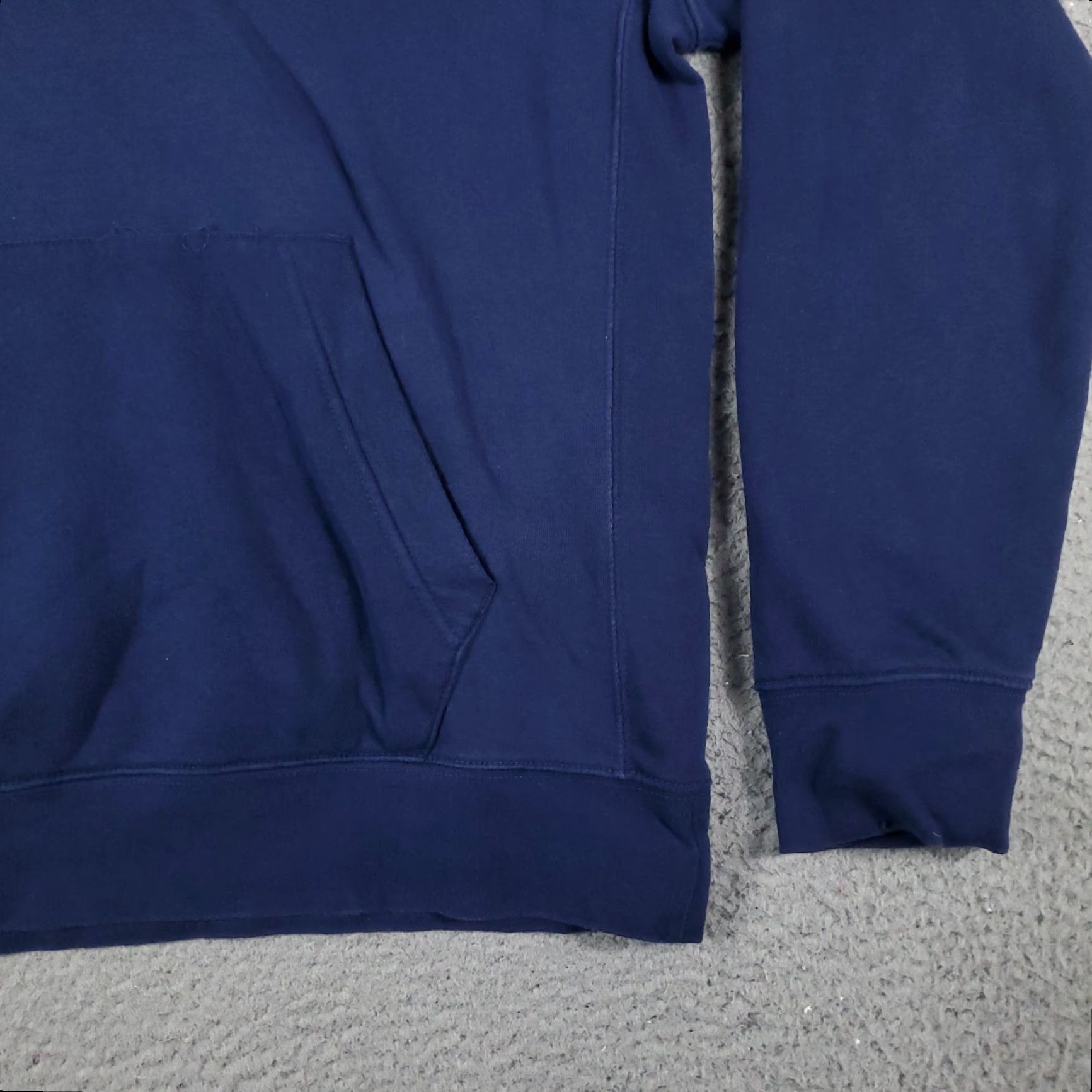 Nike VINTAGE Nike Hoodie Pullover Mens Medium Blue Logo Sweatshirt Athletic Sportswear Size US M / EU 48-50 / 2 - 5 Thumbnail