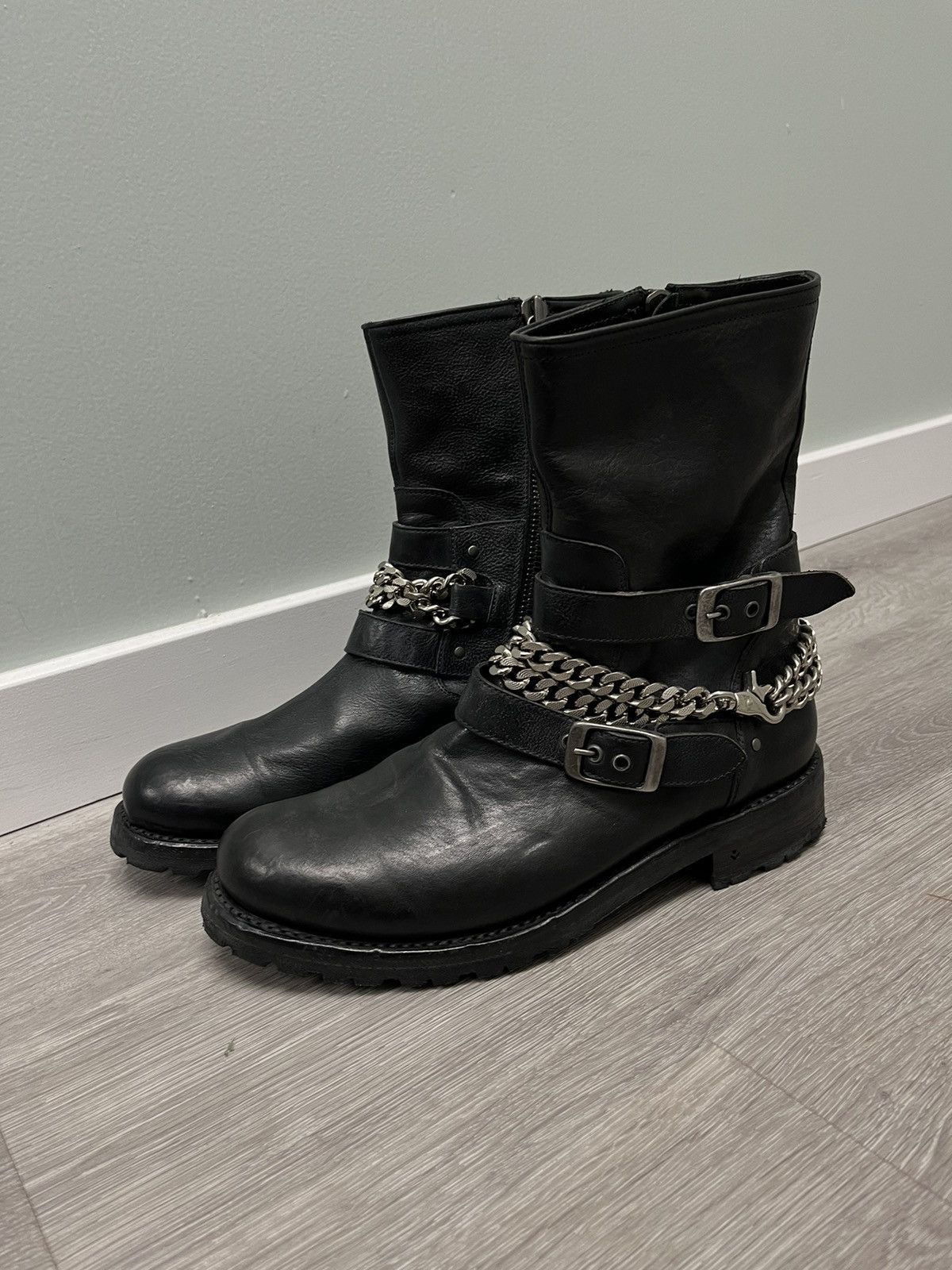 John Varvatos Lugged chain boot. 8 Size US 8 / EU 41 - 9 Thumbnail