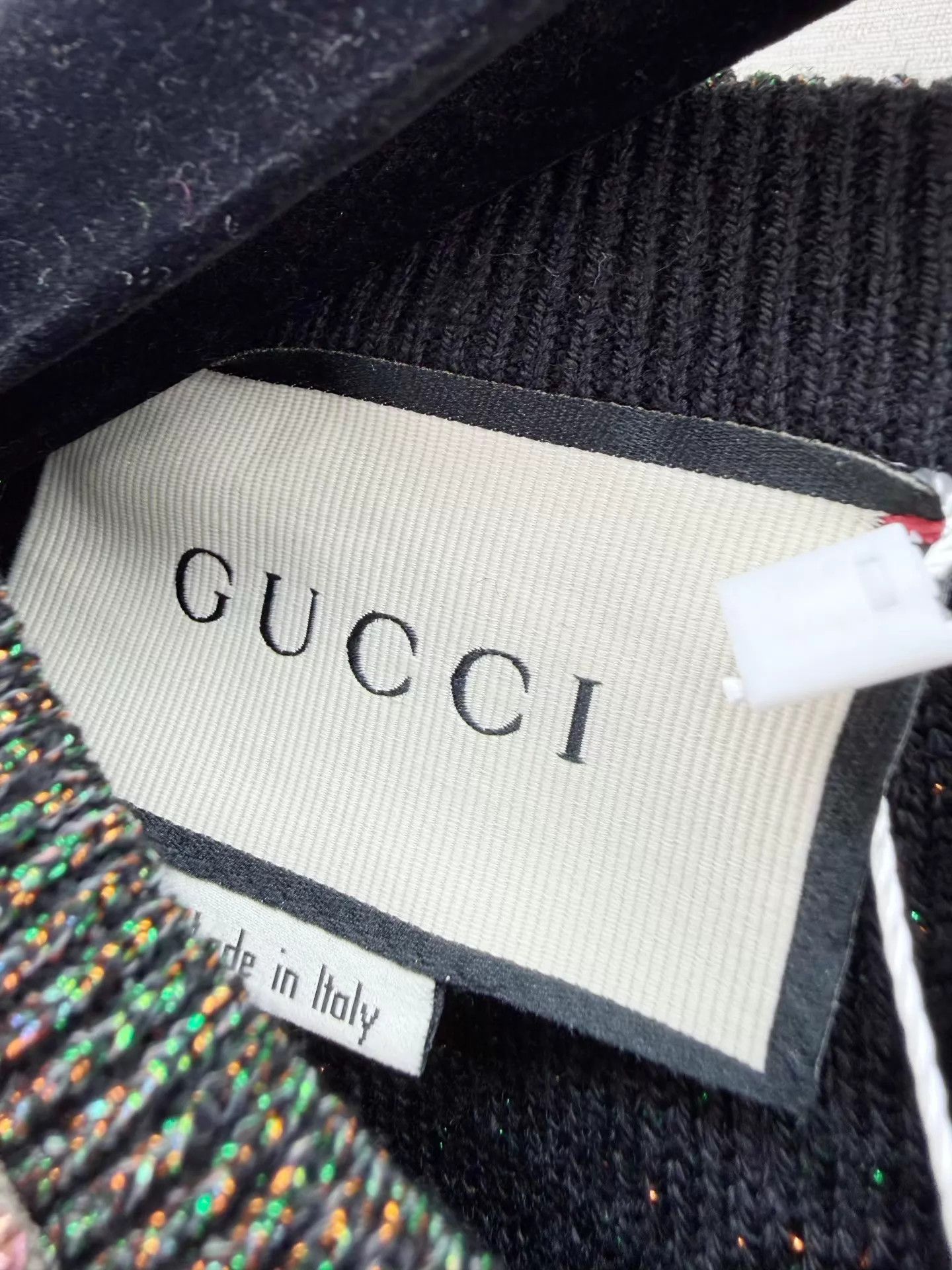 Gucci Gucci Sequin Sweater L Authentic Worn Once Size L / US 10 / IT 46 - 3 Thumbnail