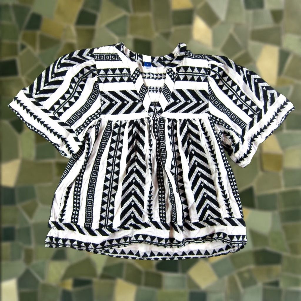 Old Navy Old Navy Geometric Small 100% Cotton Black White Peasant Smock Blouse Medium Size M / US 6-8 / IT 42-44 - 1 Thumbnail