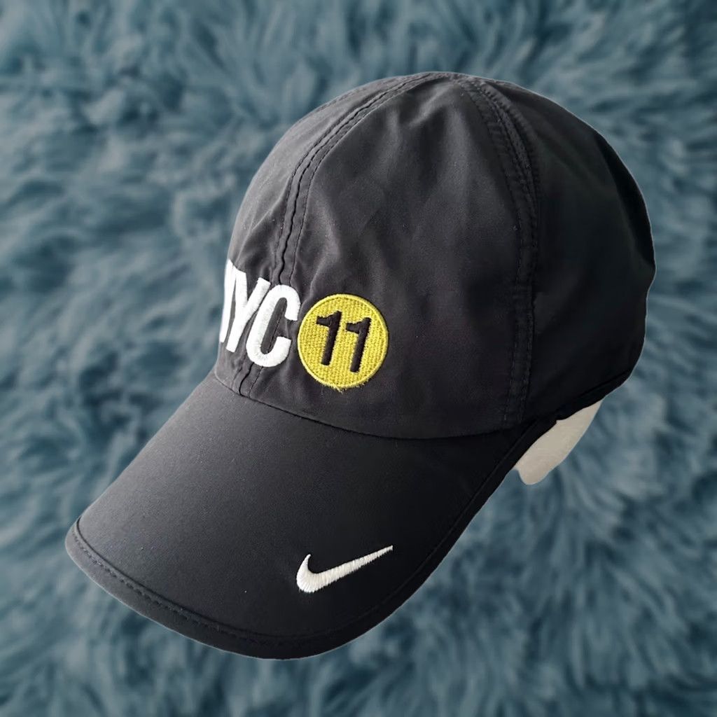 Nike Nike Hat NYC Cap RARE 6 Panel Strapback Black Dri-Fit One Size Unisex Adults City 2011 New York City Size ONE SIZE - 1 Thumbnail