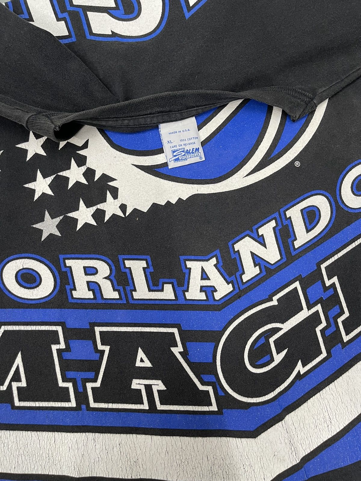 NBA 90s Sunfaded Vintage Orlando Magic Johnson NBA tee Size US XL / EU 56 / 4 - 6 Thumbnail