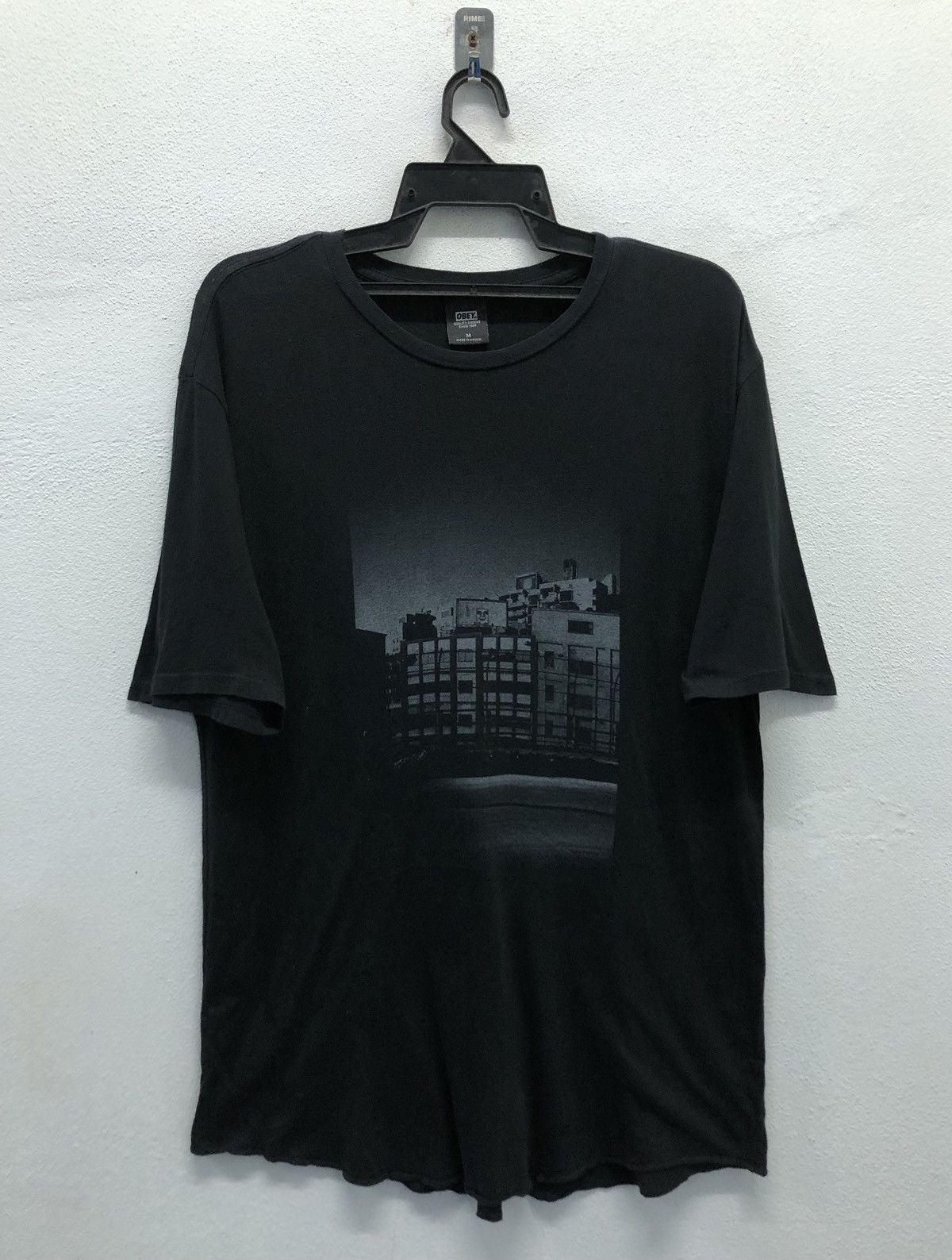 Obey Vintage Obey Made In Mexico T-Shirt Size US M / EU 48-50 / 2 - 1 Thumbnail