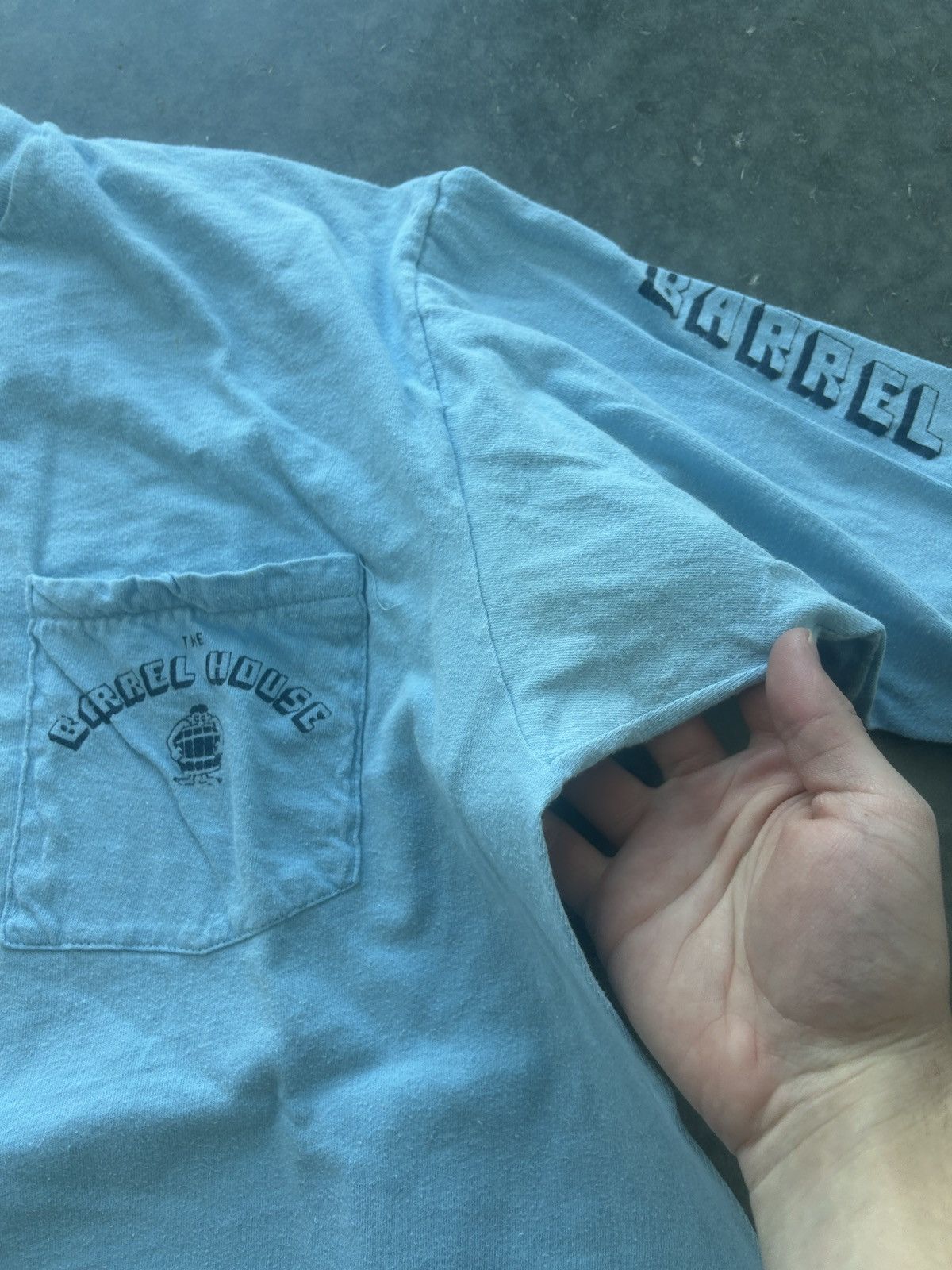 Vintage Vintage 80s Barrel House Longsleeve Graphic Tee Size US L / EU 52-54 / 3 - 12 Thumbnail