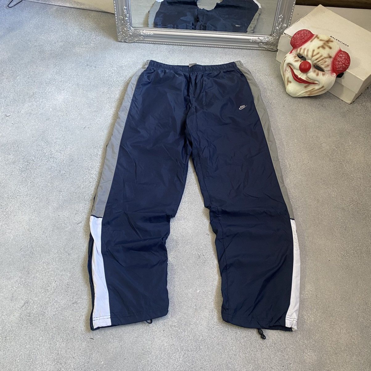 Nike Vintage Nike Track Pants Double Swoosh Y2K Baggy Sweatpants Size US 36 / EU 52 - 4 Thumbnail