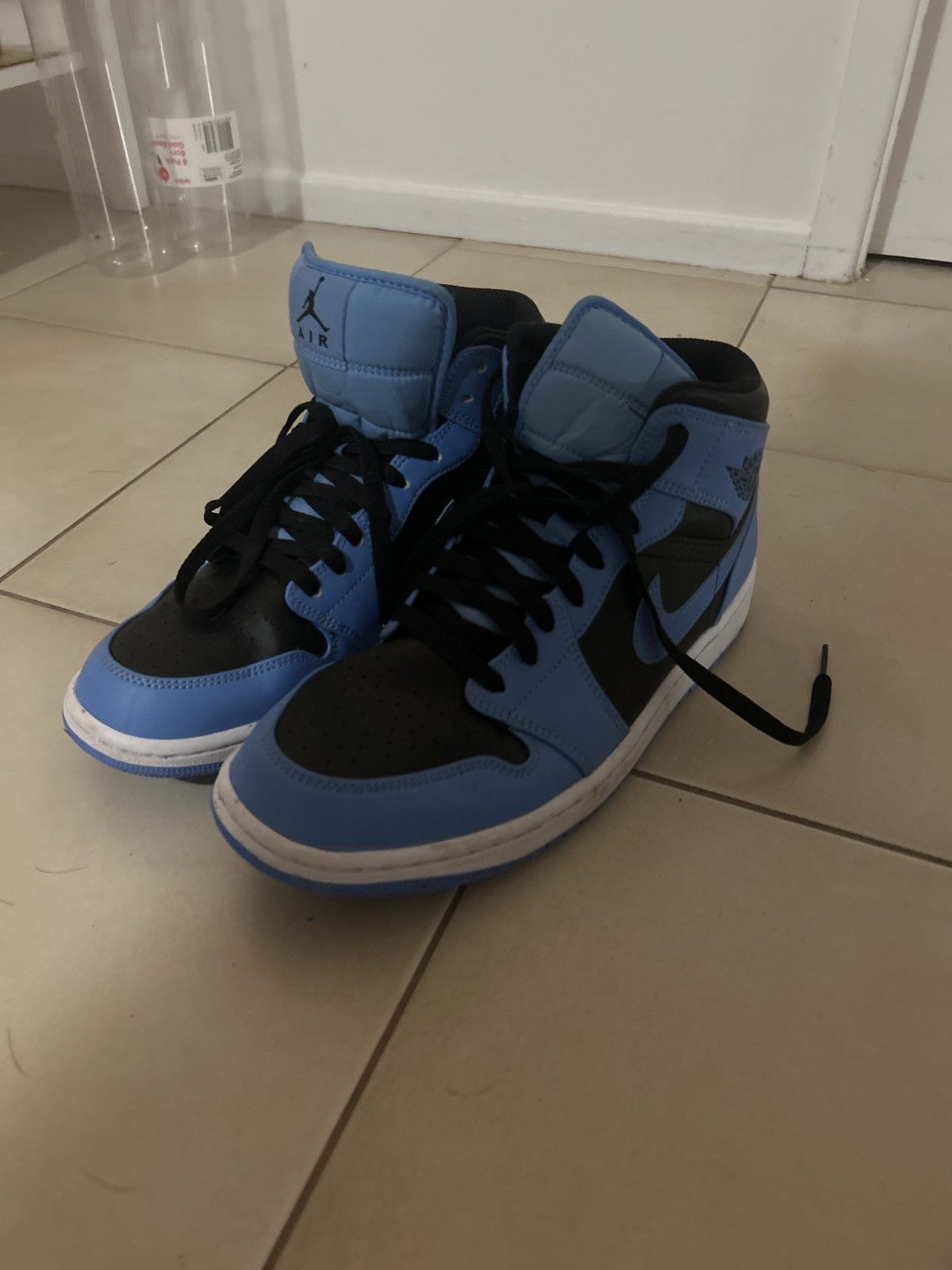 Jordan Brand × Nike JORDAN 1 UNIVERSITY BLUE Size US 10 / EU 43 - 4 Thumbnail