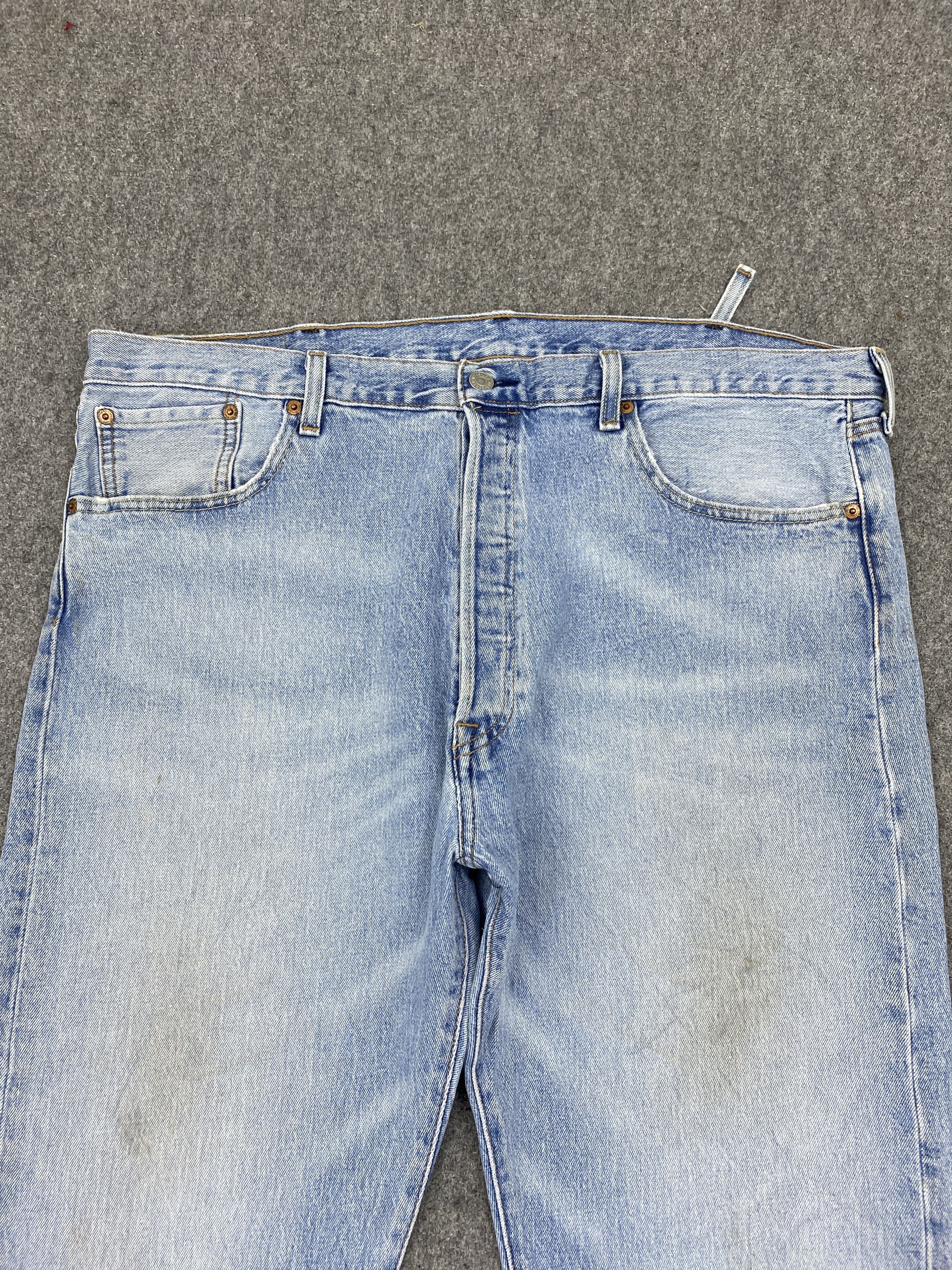 Levi's Vintage Levis 501 Light Wash Blue Jeans DP2760 Size US 42 / EU 58 - 2 Thumbnail